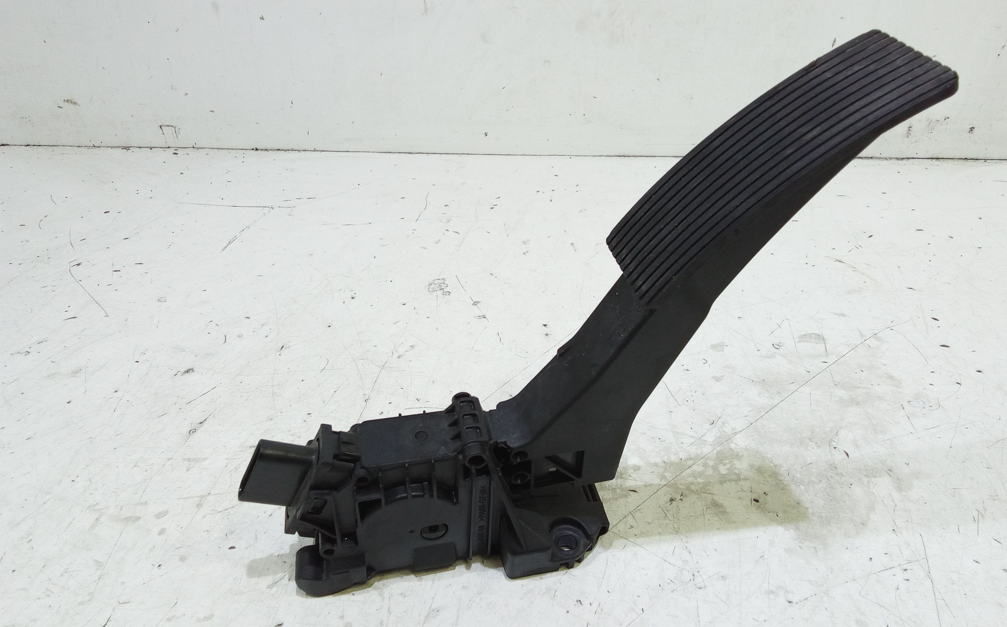 Pedale Acceleratore A1773001800 Usato
