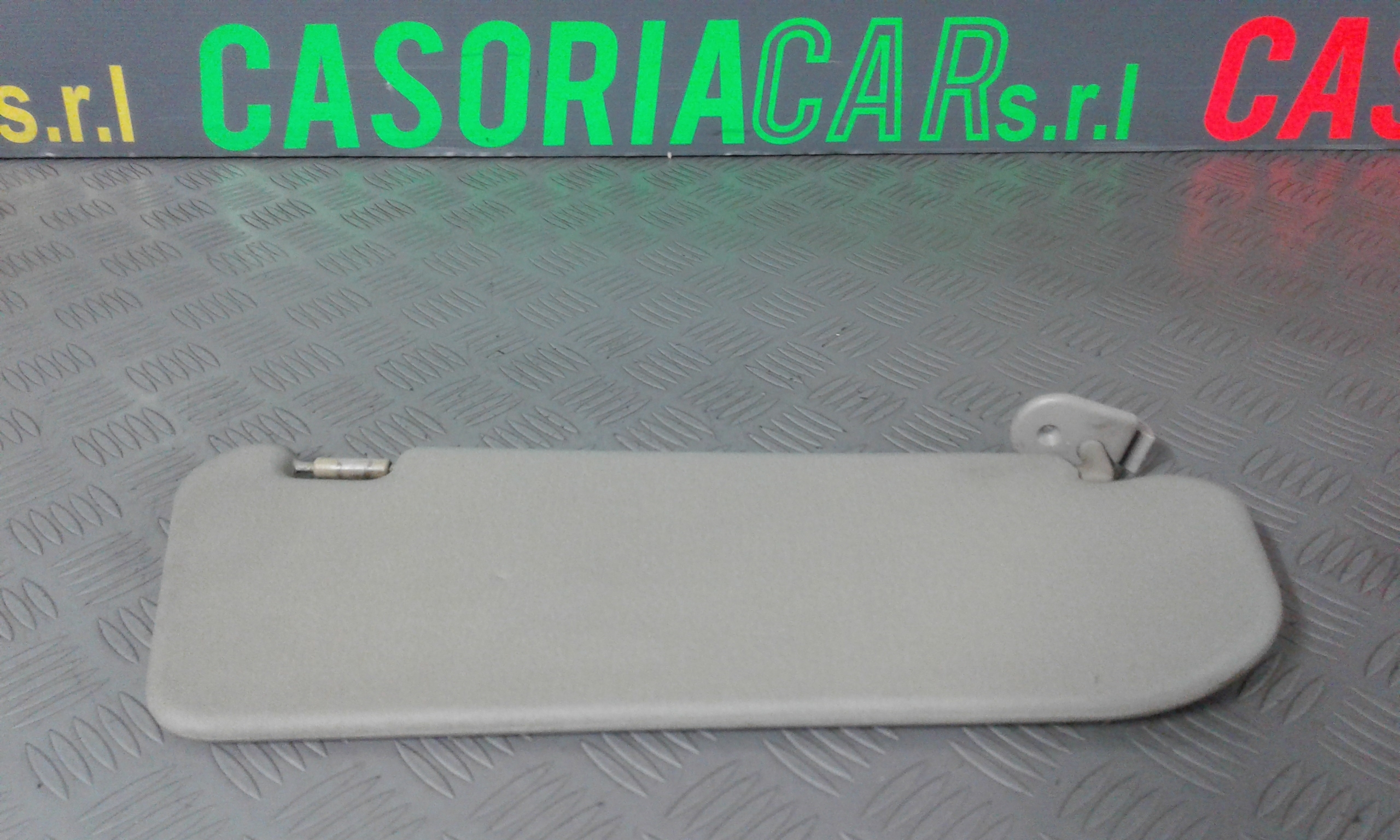 Aletta Parasole Parabrezza Sinistro 96650112 Usato