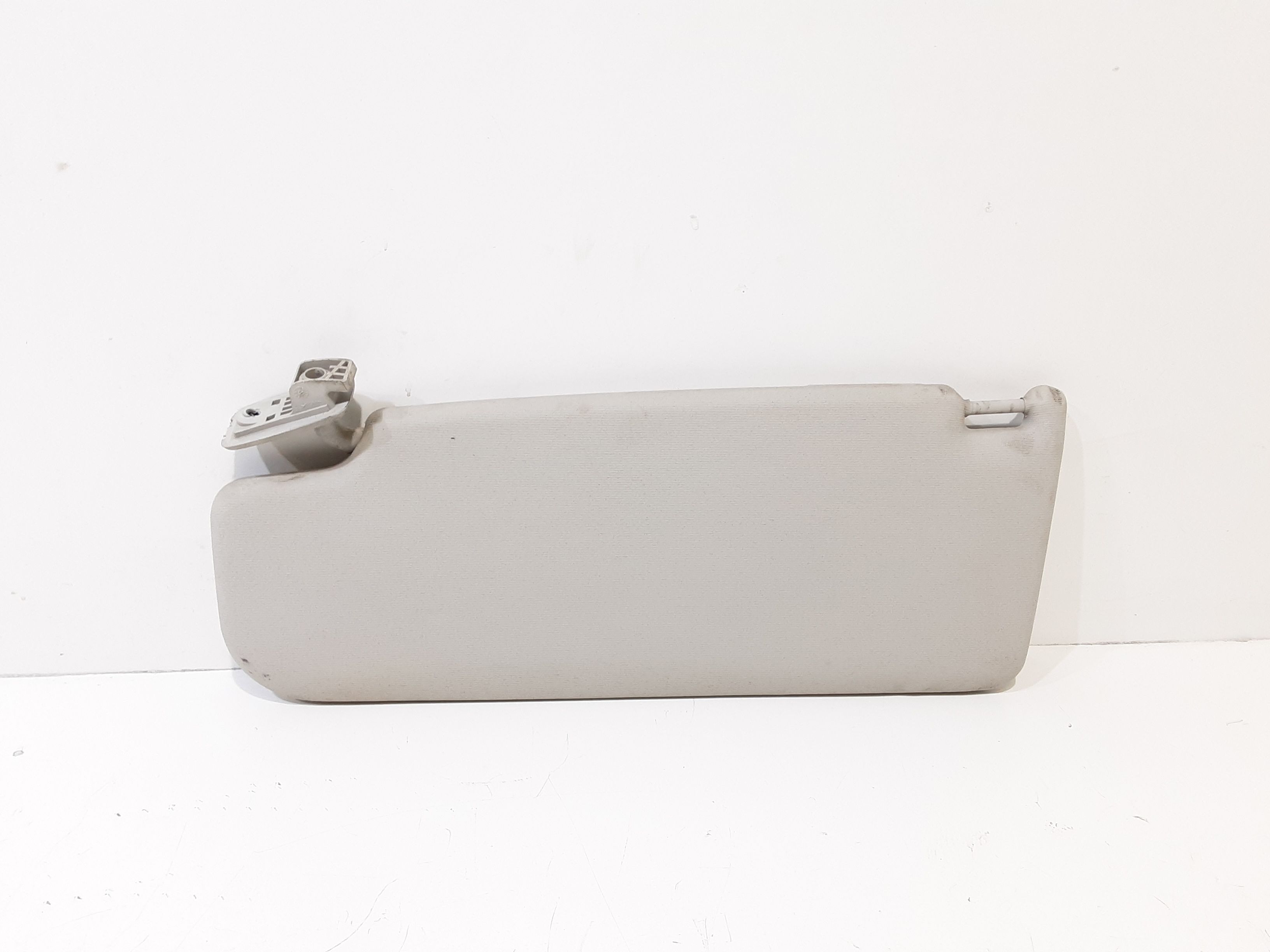 Aletta Parasole Parabrezza Destro 6Q0857552F2F4 Usato