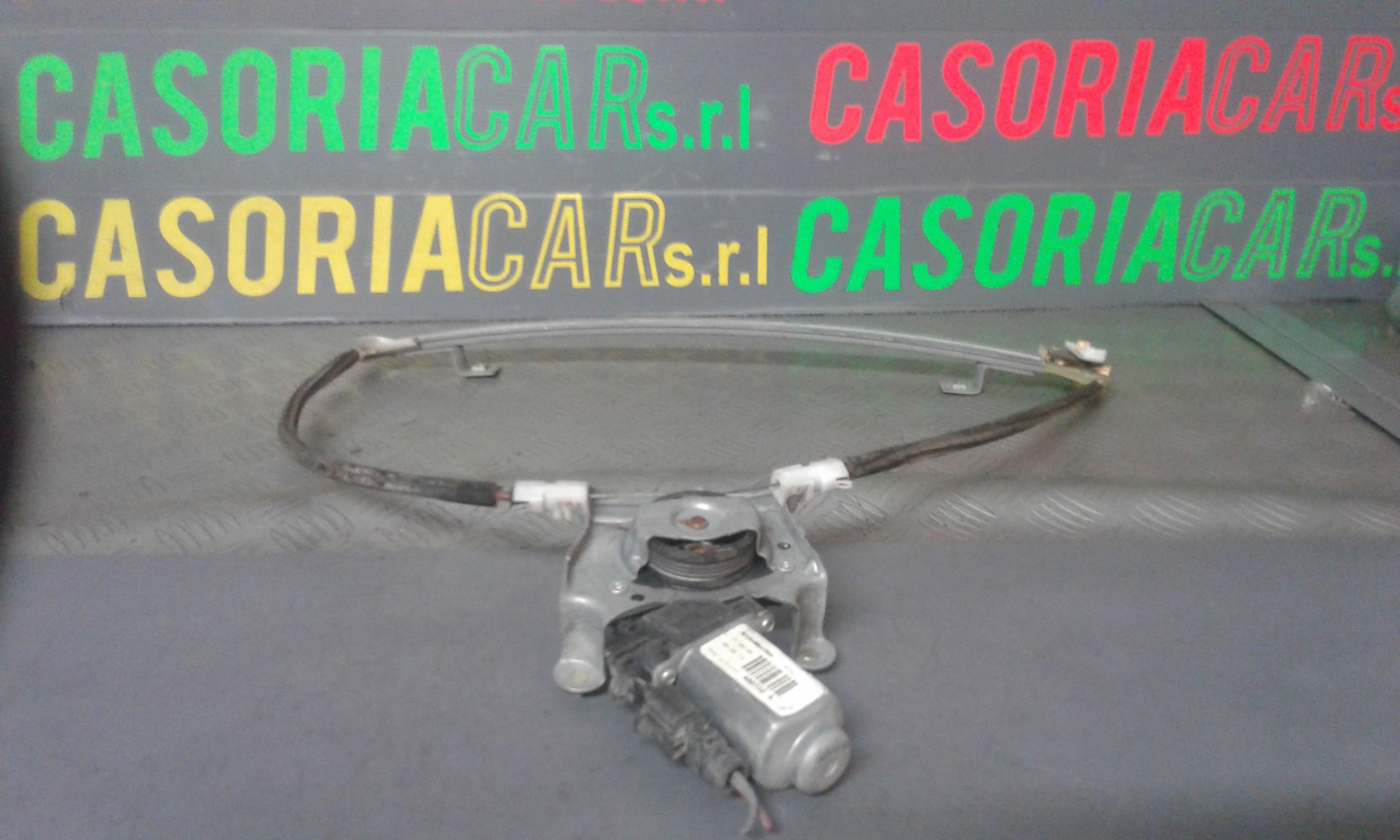 Alzacristallo Porta Ant. Destro Usato