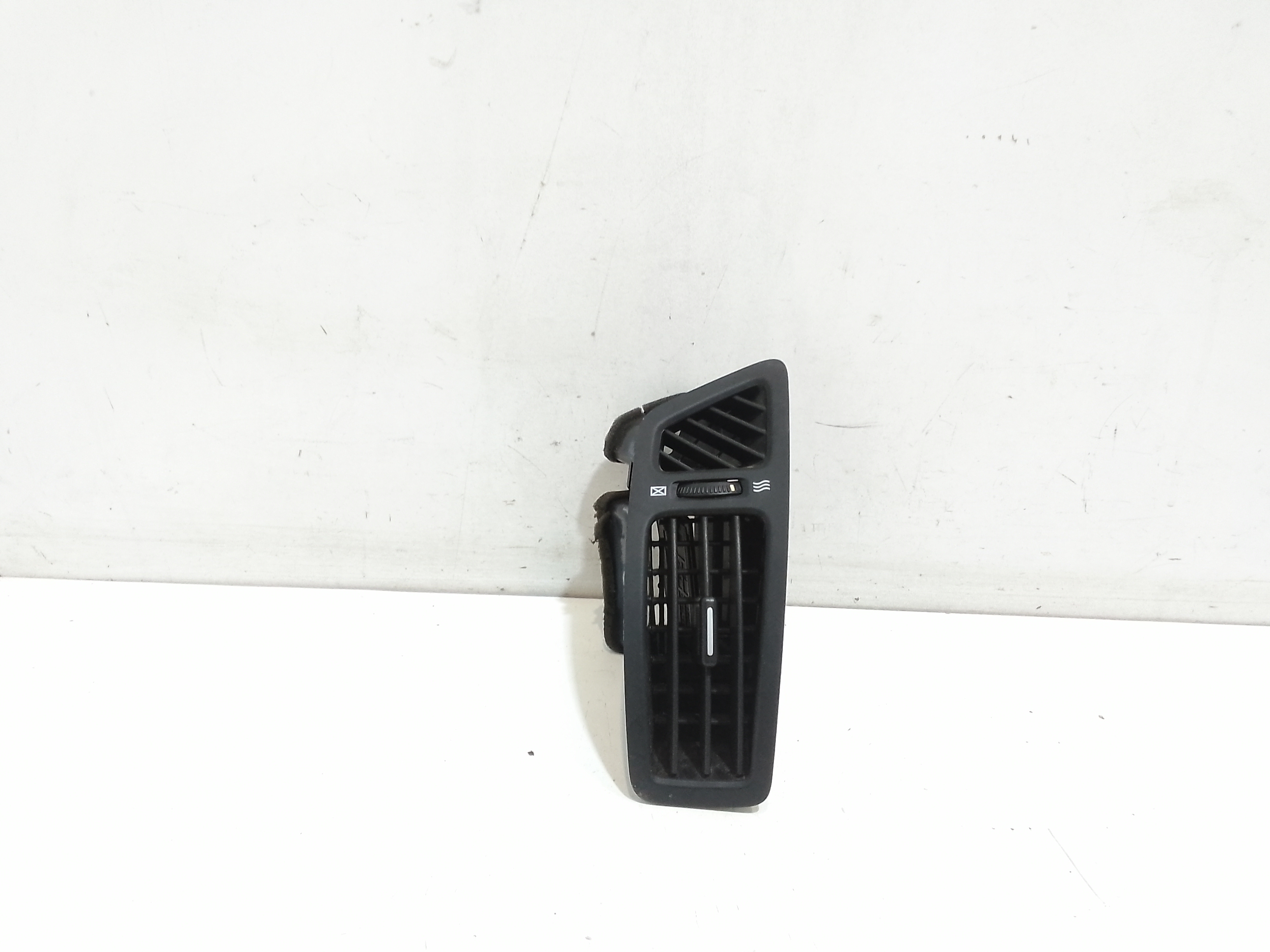 Condotto Aria Bocchette Lat. Cruscotto Destro Usato