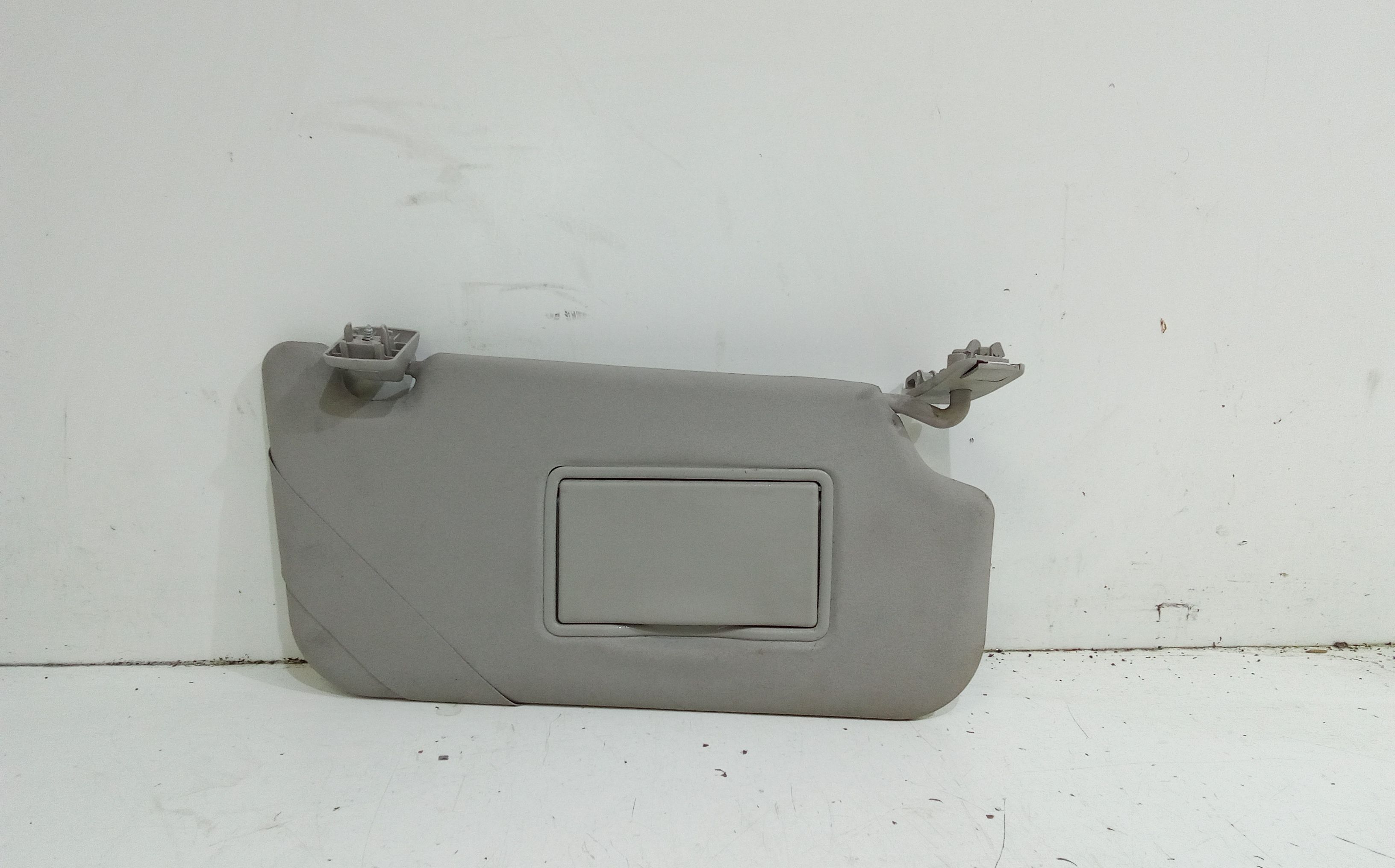 Aletta Parasole Parabrezza Destro 1702309 Usato