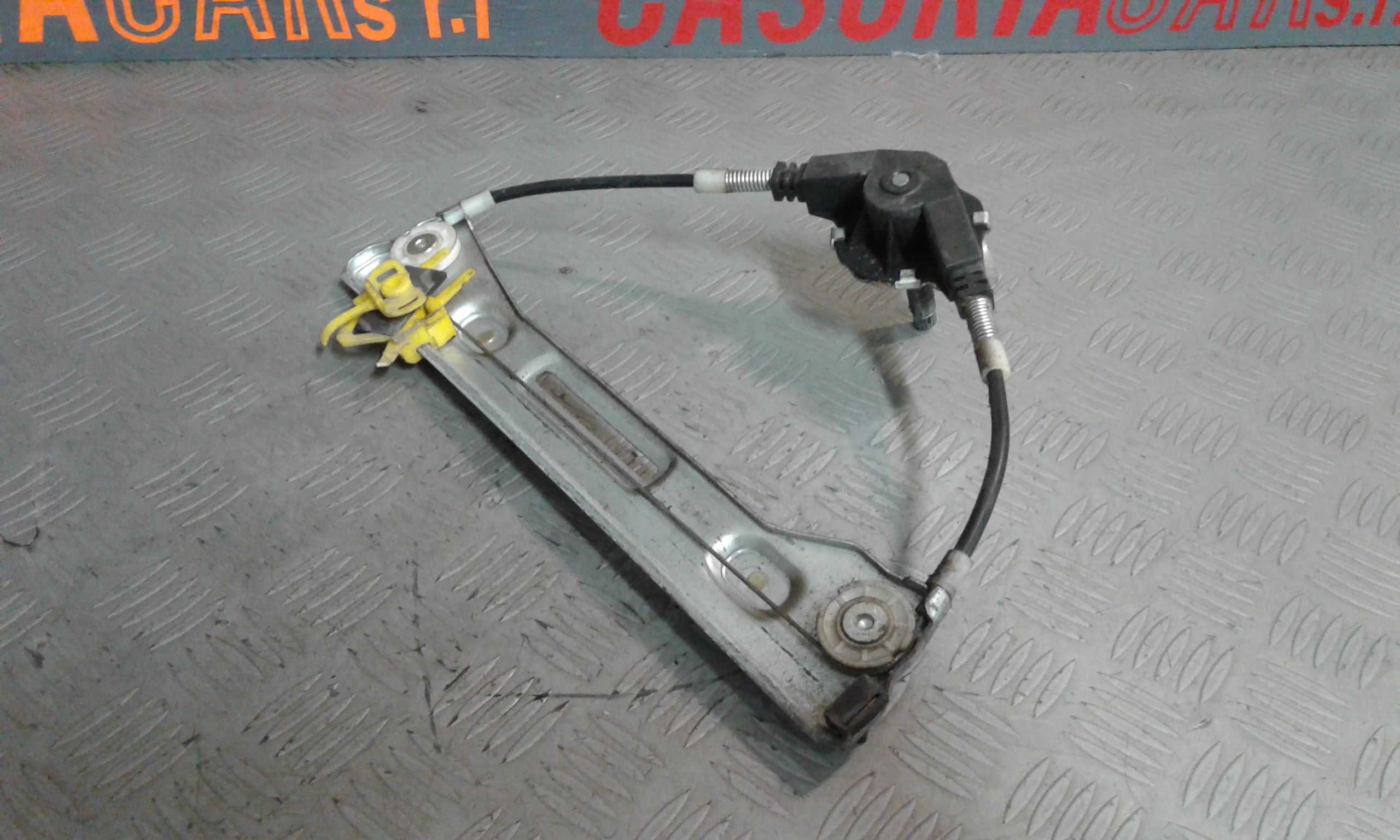 Alzacristallo Porta Post. Destro 46803653 Usato