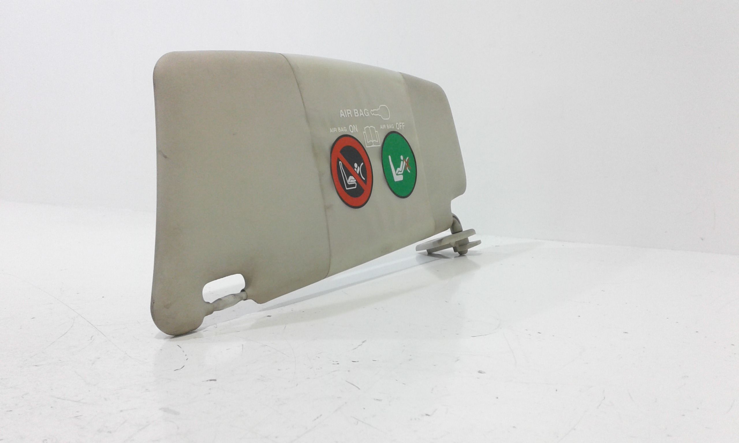 Aletta Parasole Parabrezza Destro 735407871 Usato