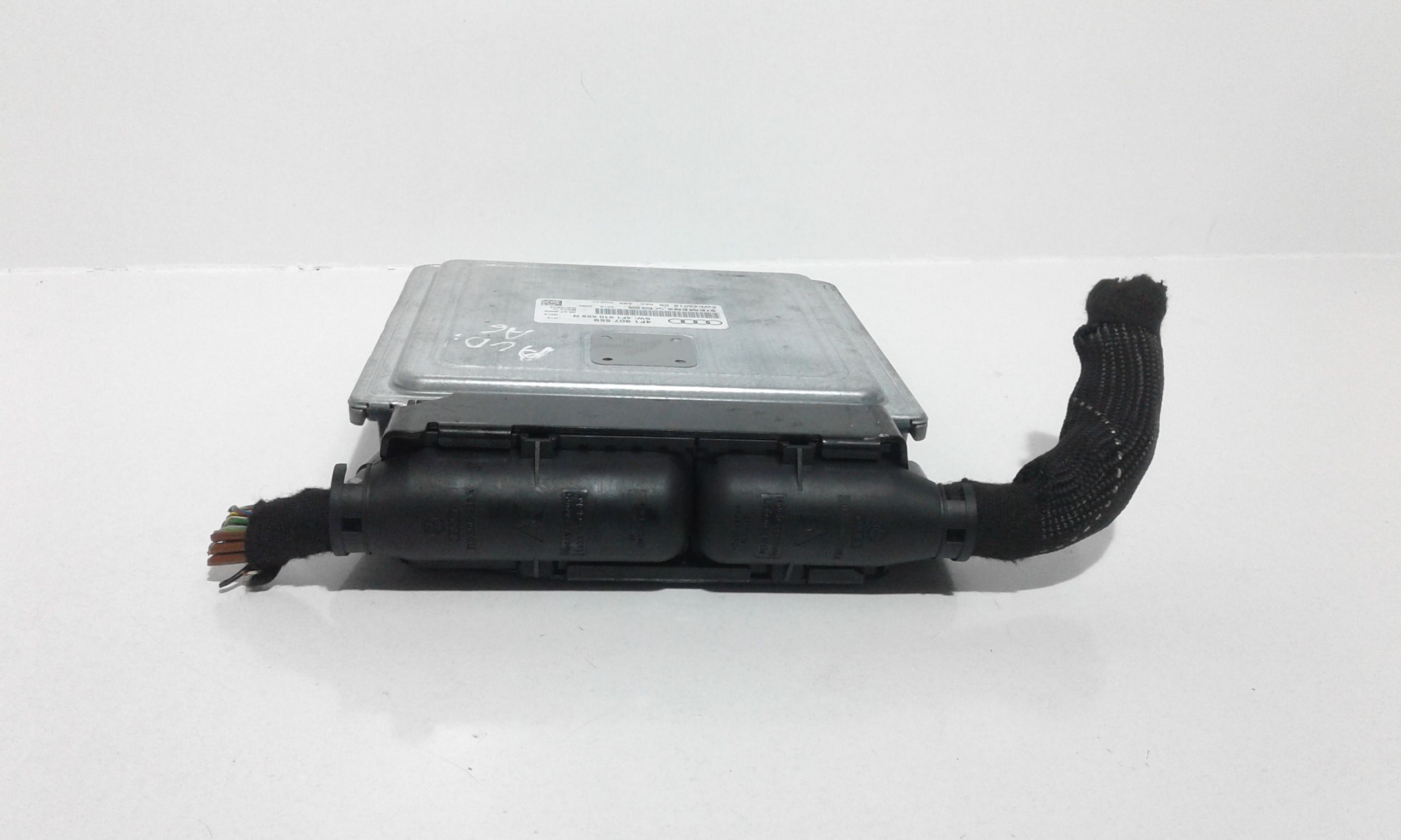 Centralina Iniezione 4F1910551BX Usato