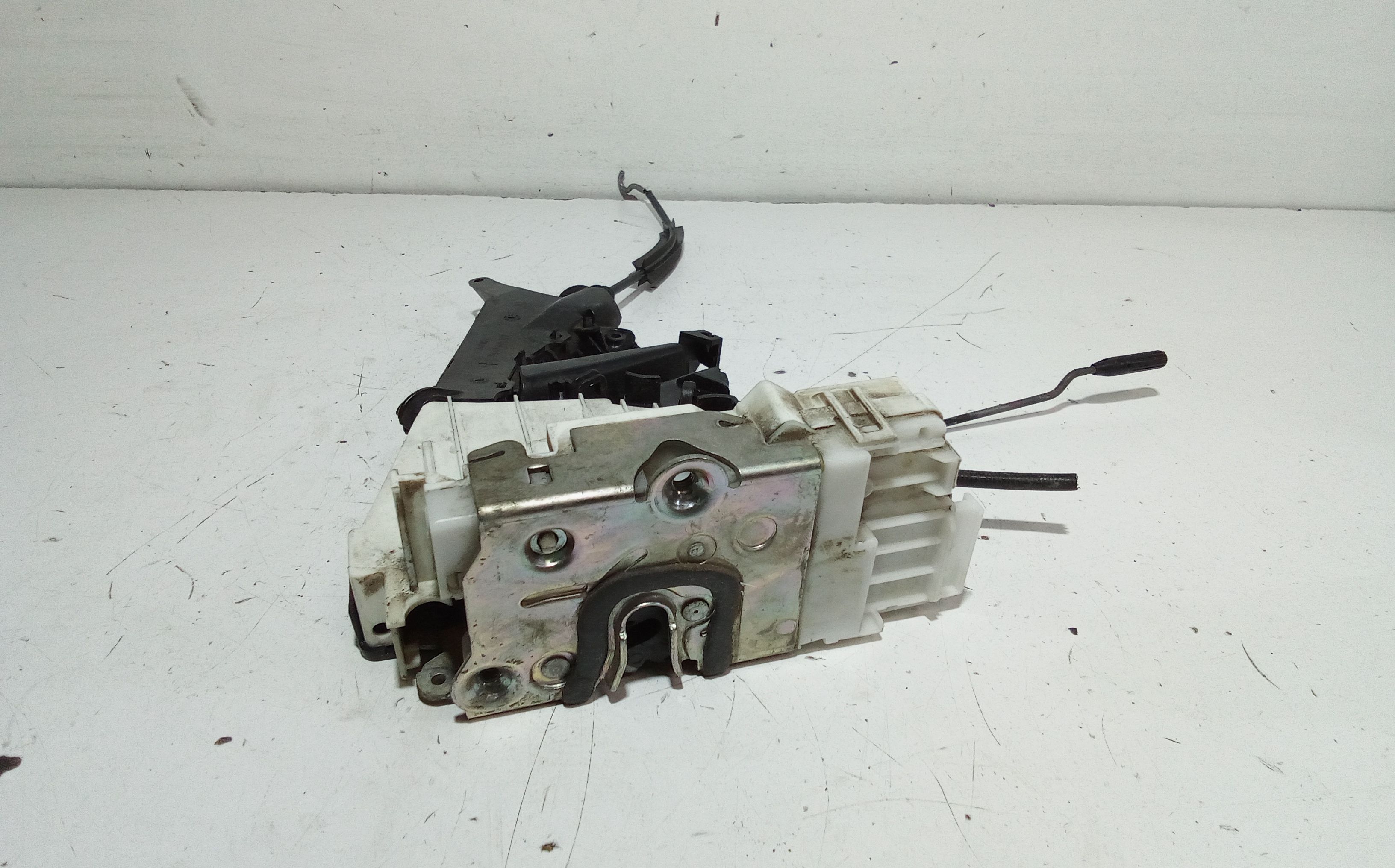 Serratura Porta Ant. Sinistro A1697203735 Usato