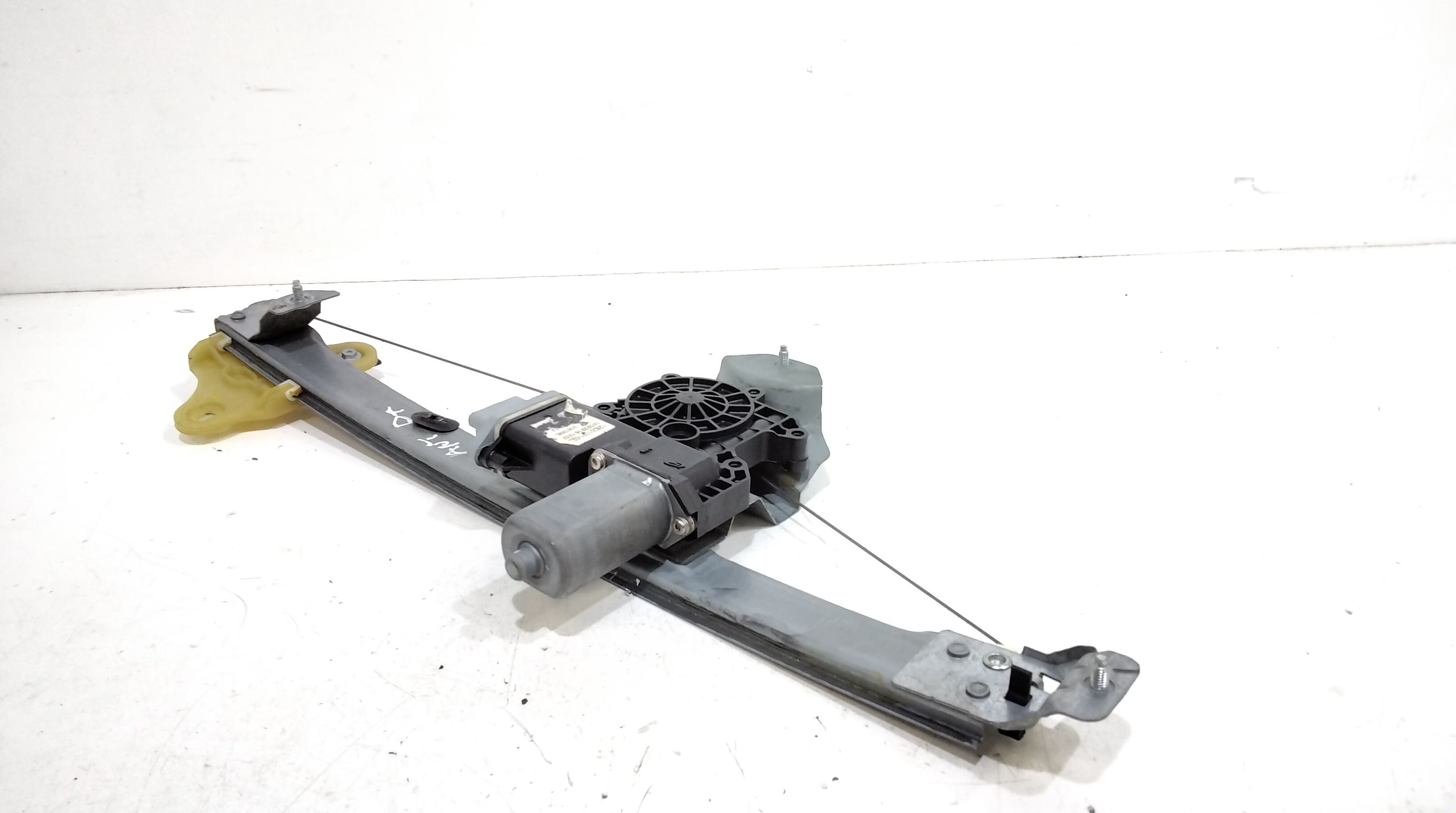 Alzacristallo Porta Ant. Destro Usato