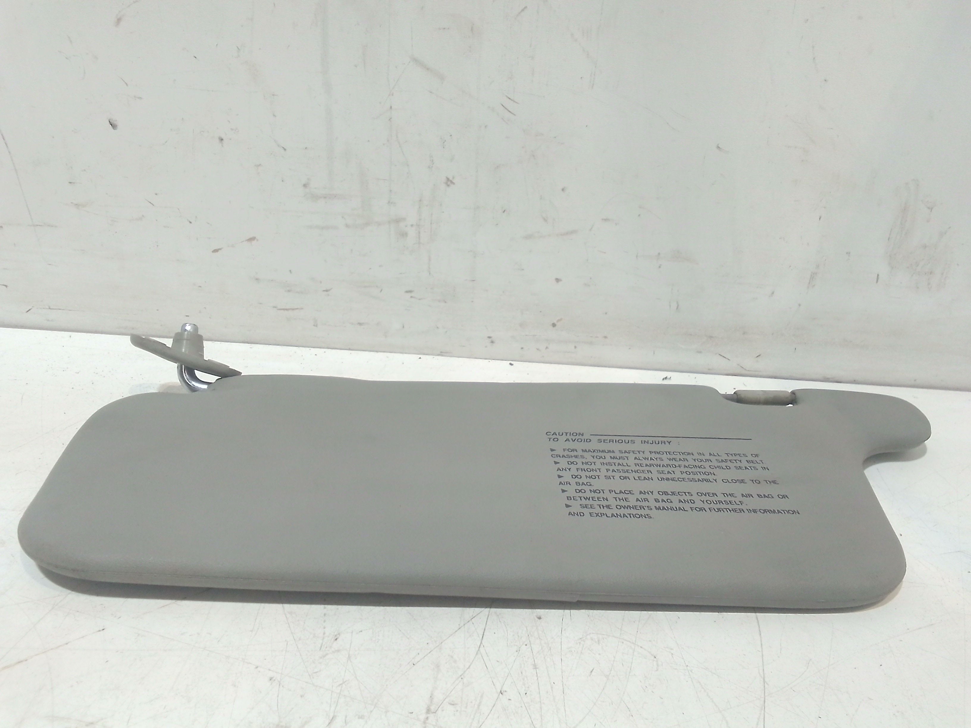 Aletta Parasole Parabrezza Sinistro 8520102200OB Usato