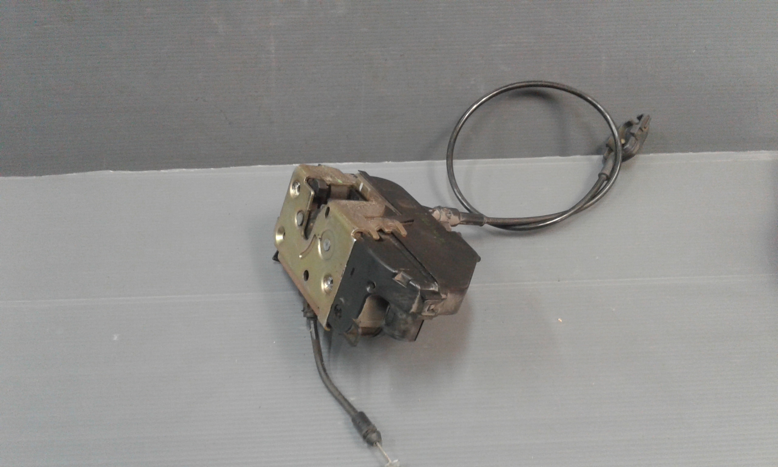 Serratura Porta Ant. Destro 8200119121 Usato