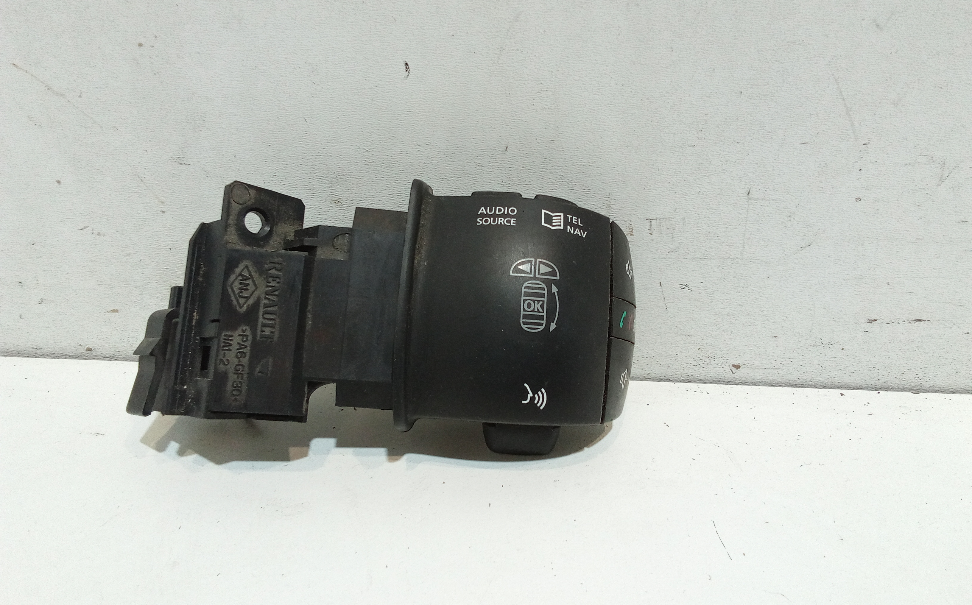 Blocco Comandi Autoradio Usato