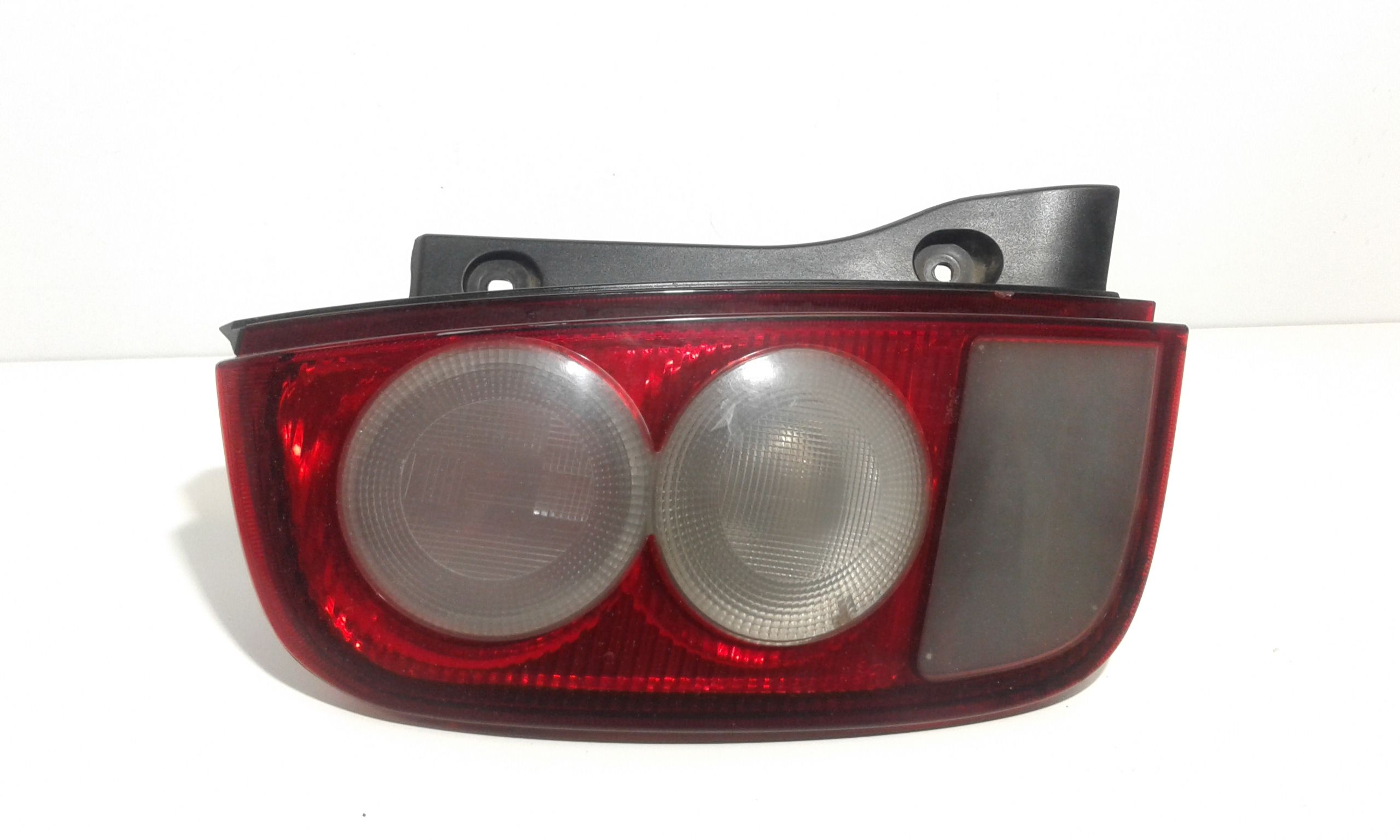 Fanale Post. Sinistro 26555AX720 Usato