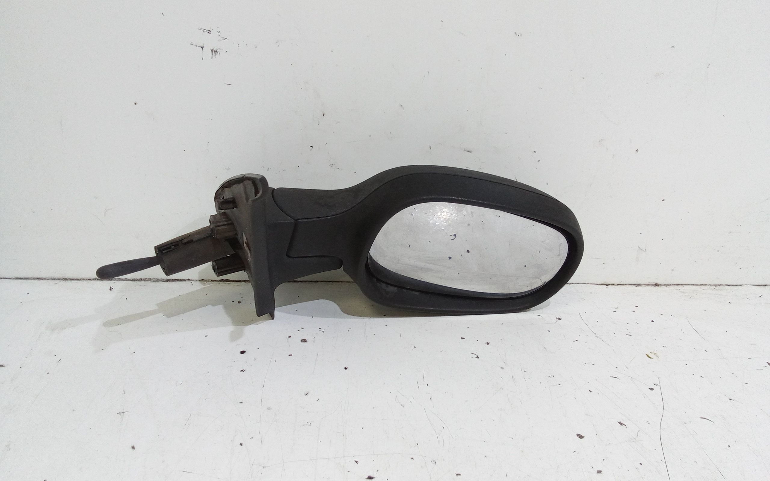 Retrovisore Est. Destro Usato