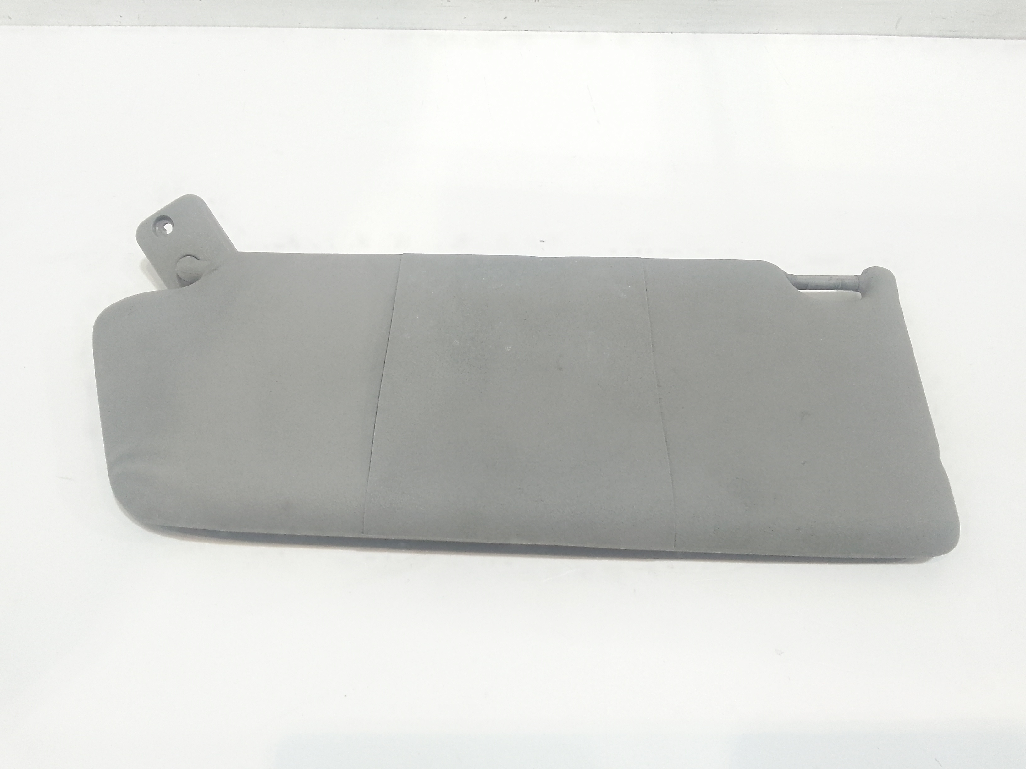 Aletta Parasole Parabrezza Sinistro 13113042 Usato