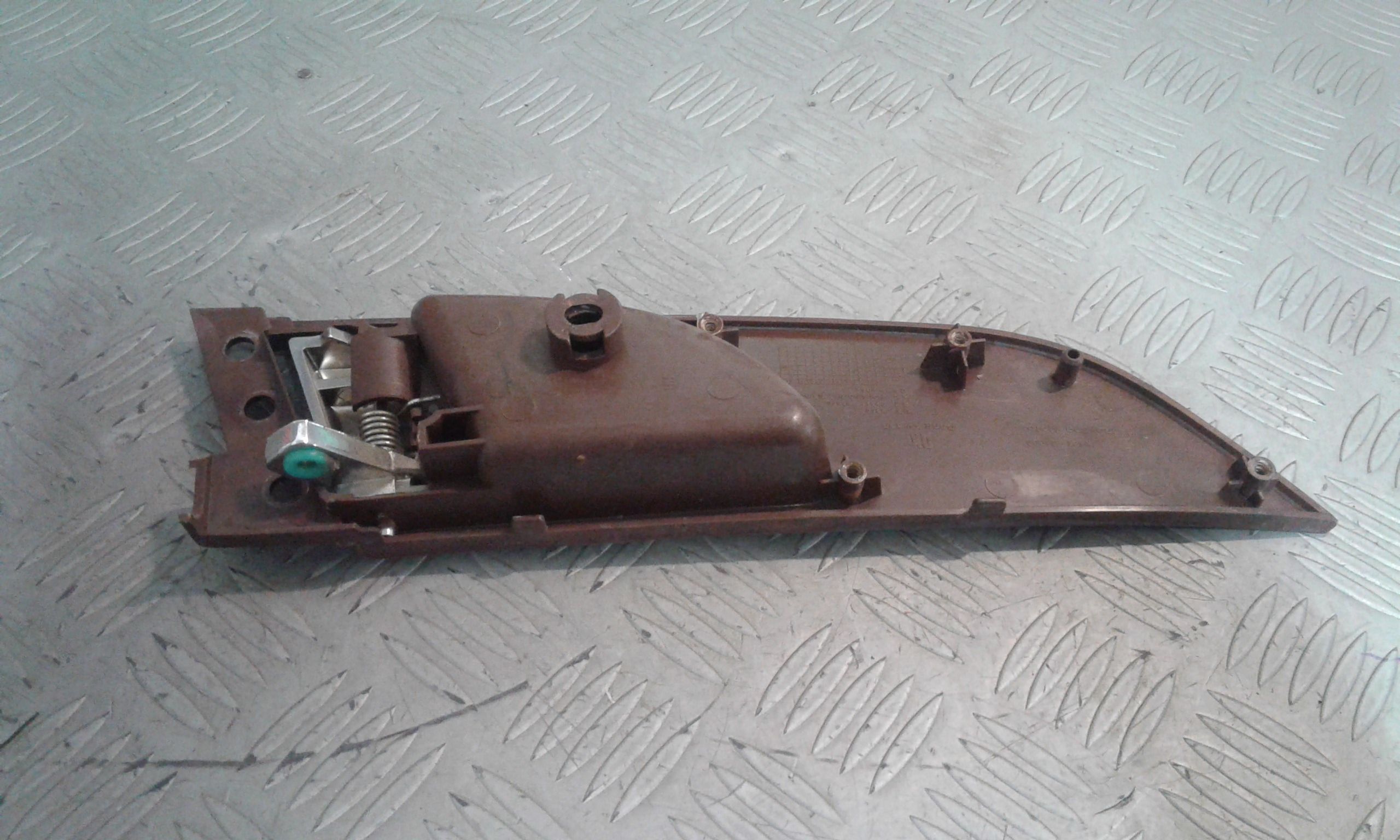 Maniglia Int. Apertura Porta Post. Destro 7242008002LAM Usato