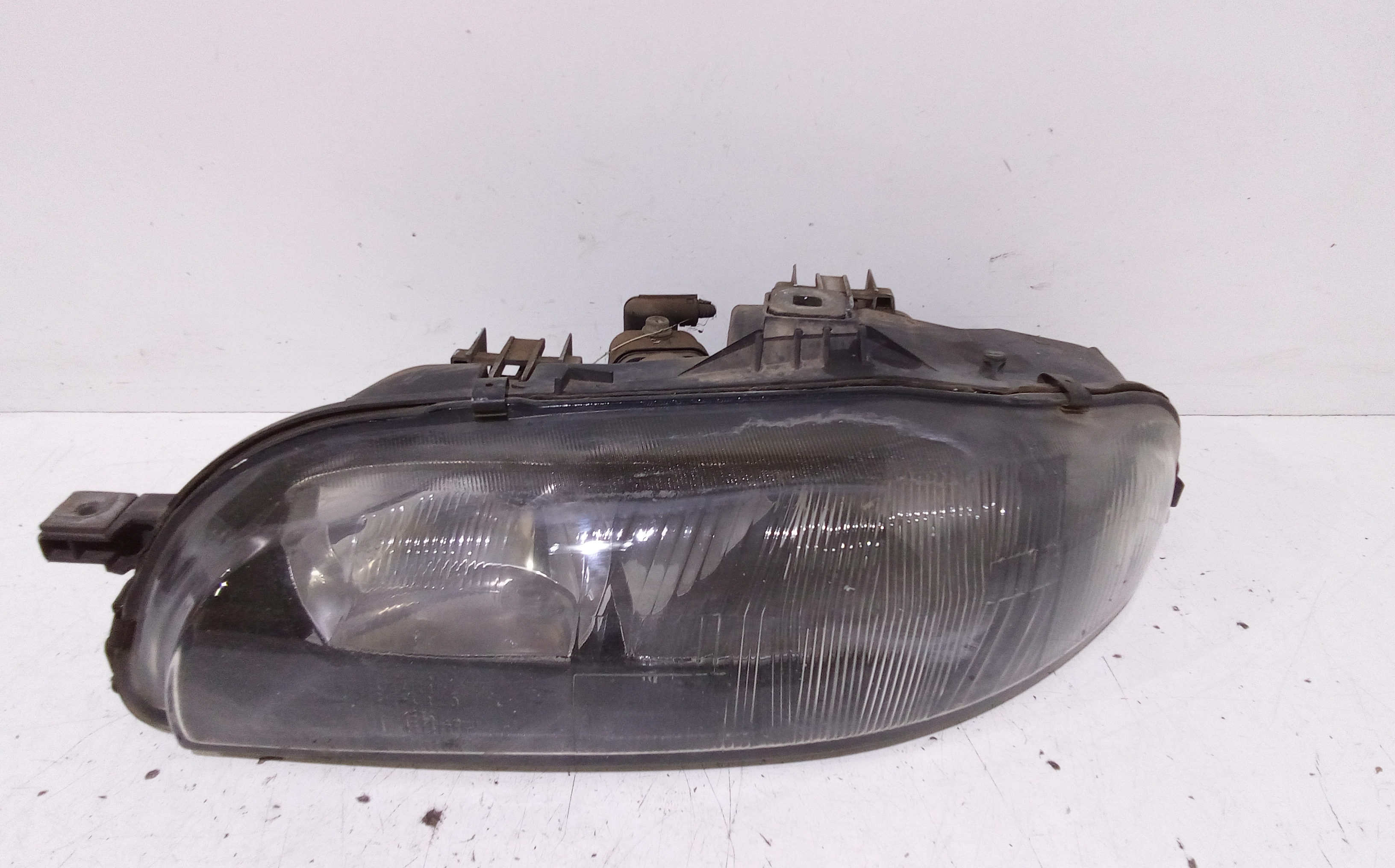 Proiettore Sinistro 46523121 Usato