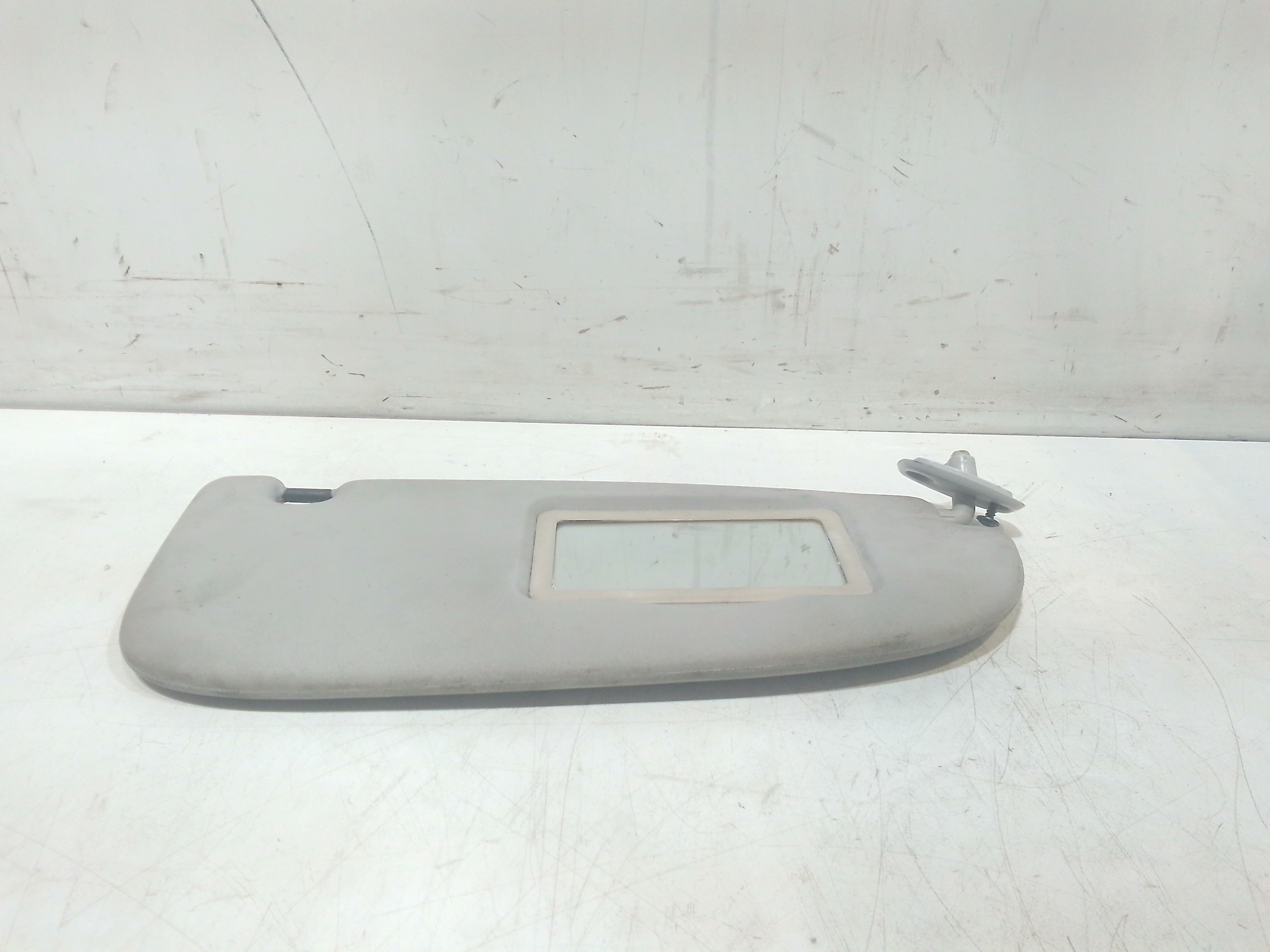 Aletta Parasole Parabrezza Destro Usato