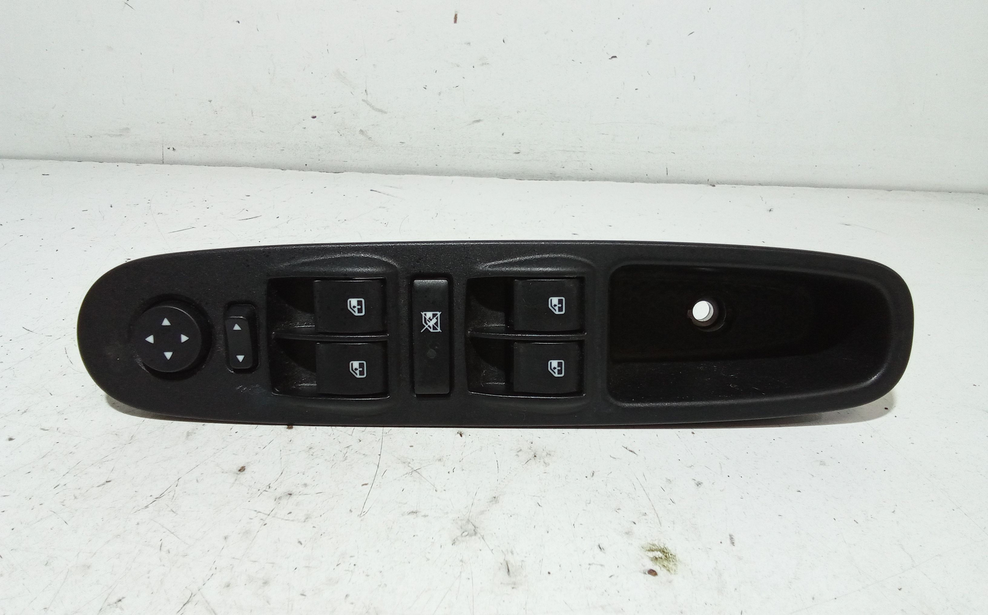 Interruttore Alzacristalli Porta Ant. Sinistro Usato