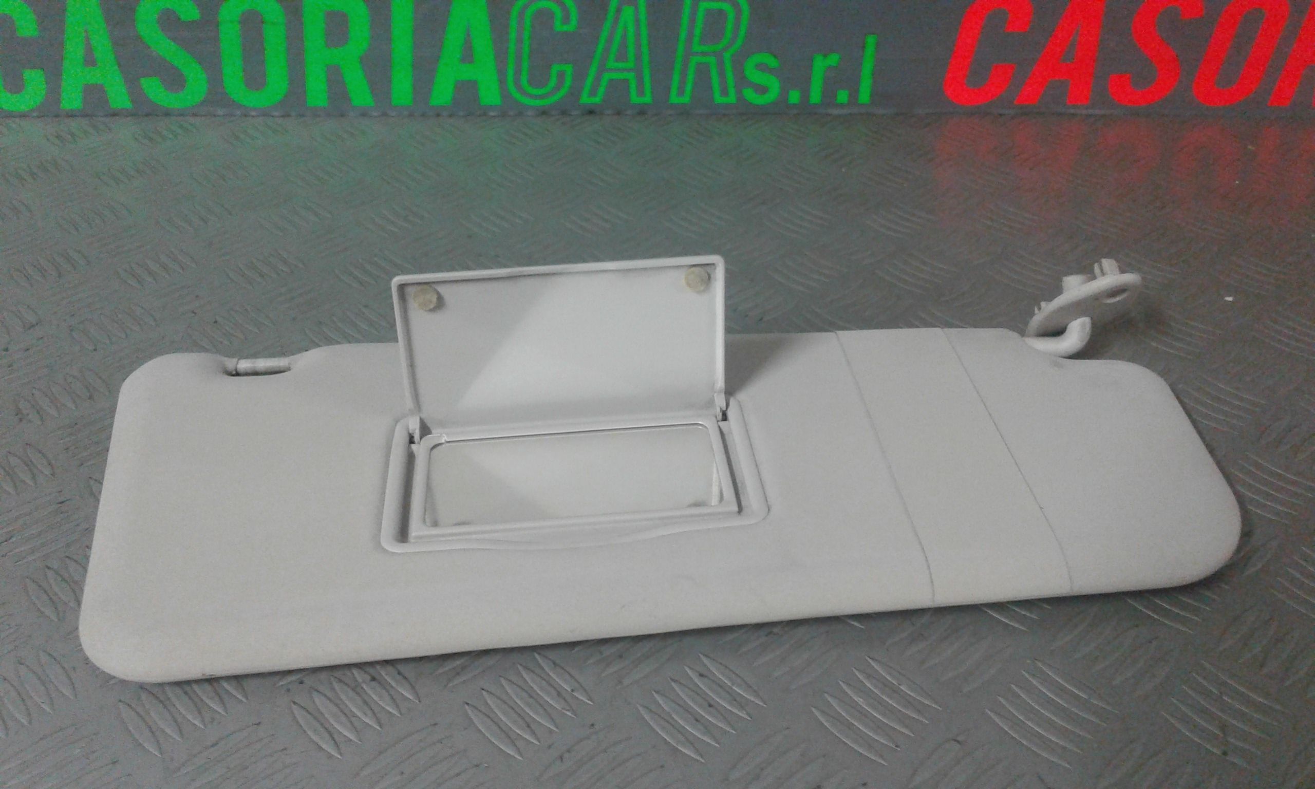 Aletta Parasole Parabrezza Destro Usato