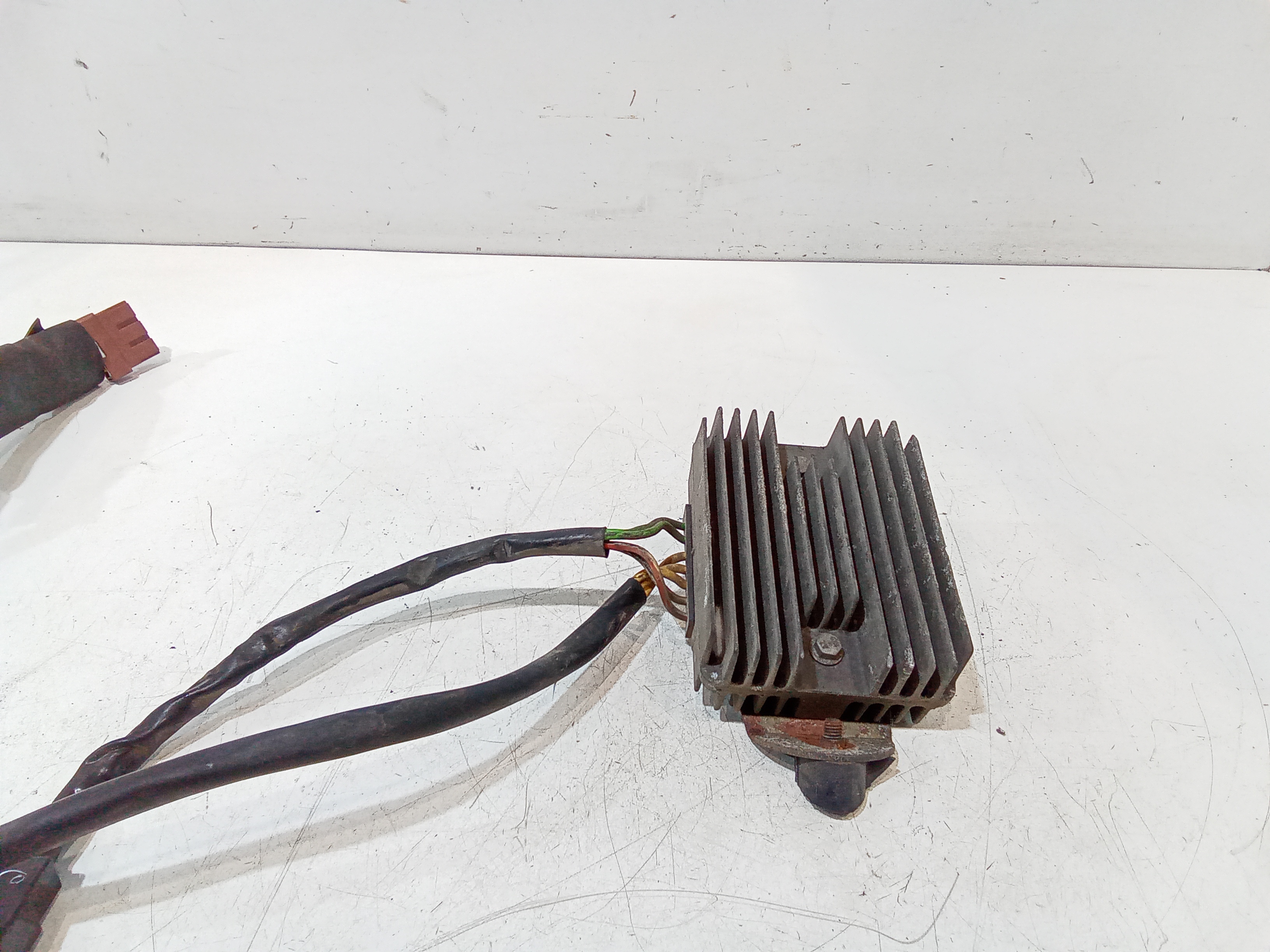 Regolatore Tensione Usato