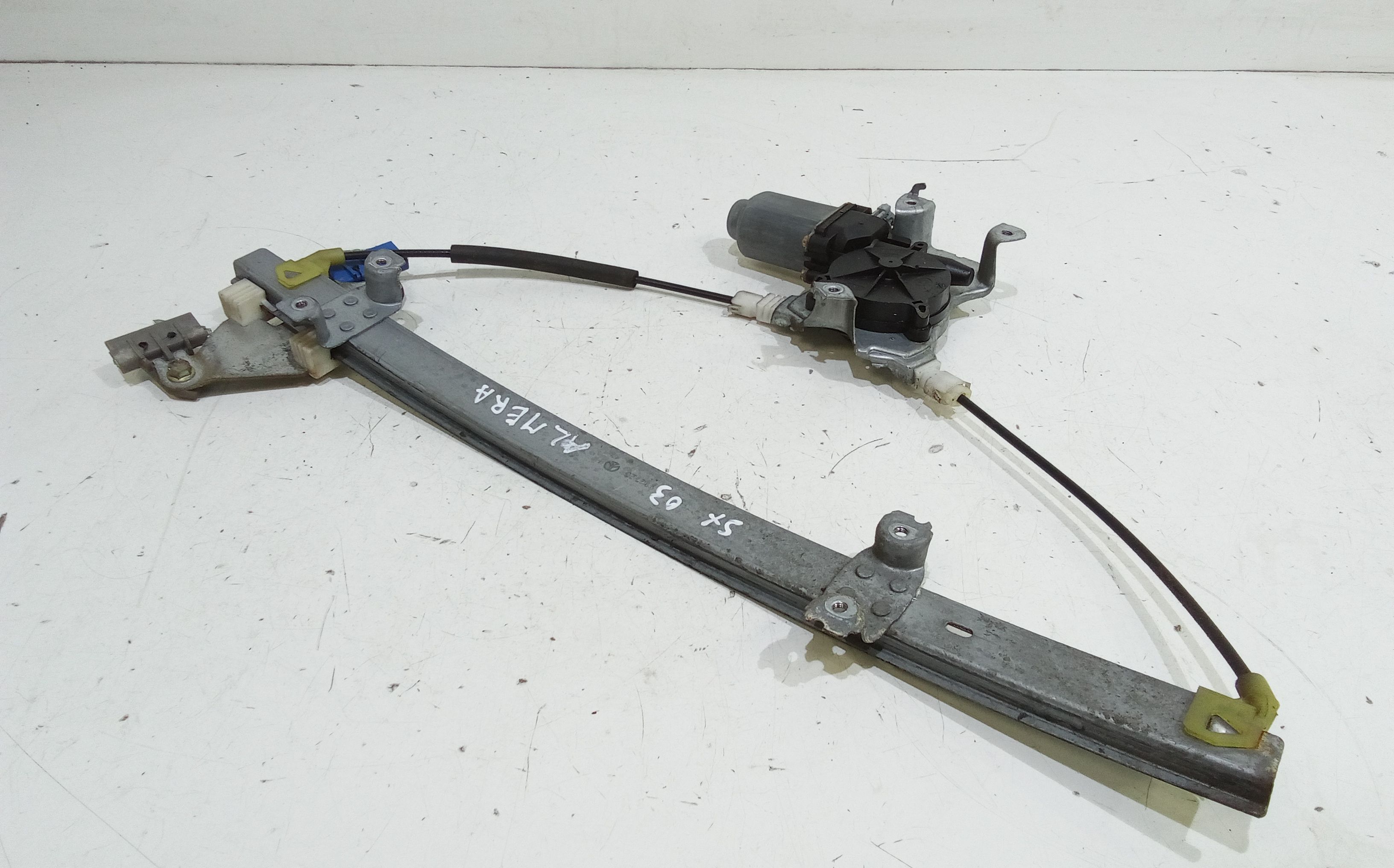 Alzacristallo Porta Ant. Sinistro 80701BM61B Usato