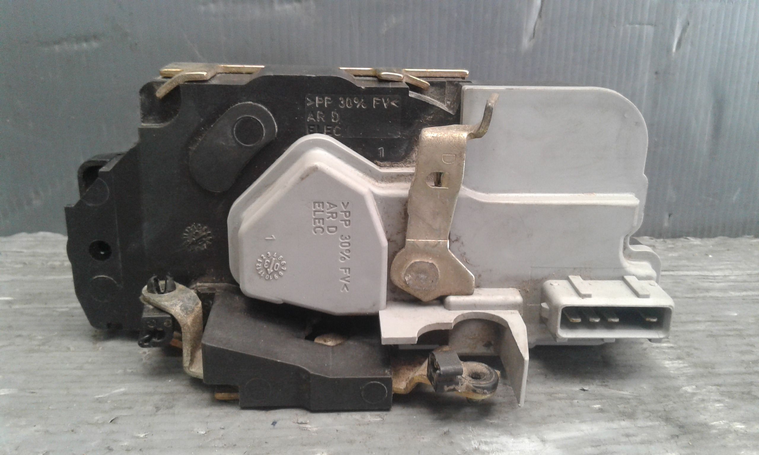 Serratura Porta Post. Destro 9137G1 Usato