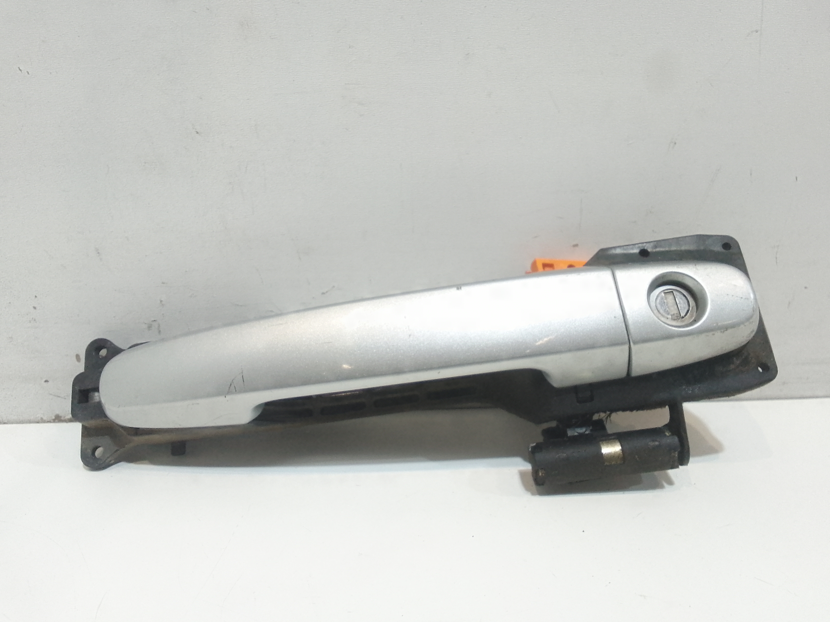 Maniglia Porta Ant. Destro 6921112220B6 Usato