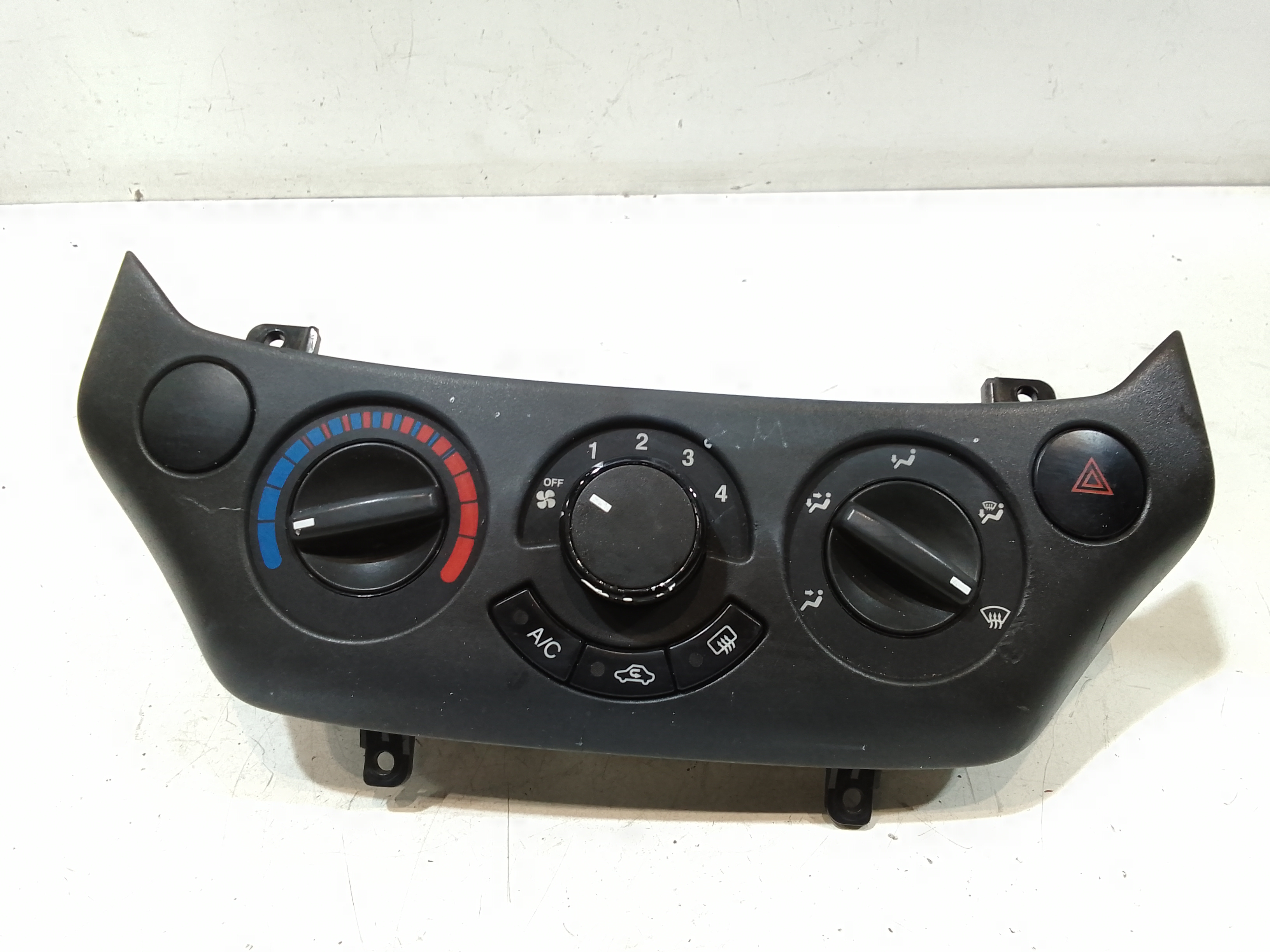 Blocco Comando Climatizzazione 96437339 Usato
