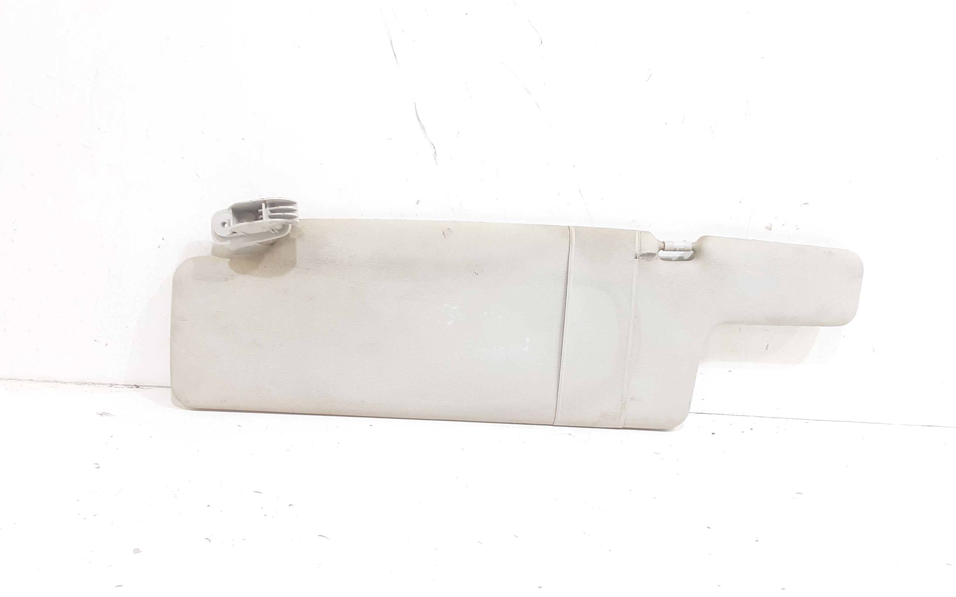 Aletta Parasole Parabrezza Sinistro 6Y1857551SX14 Usato