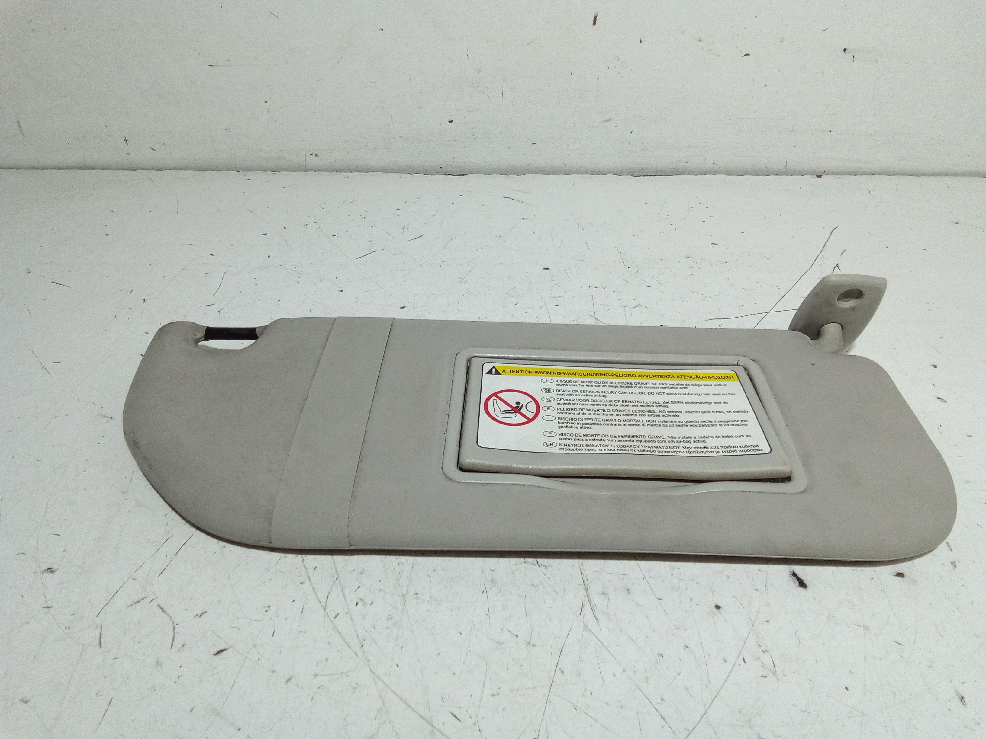 Aletta Parasole Parabrezza Destro Usato