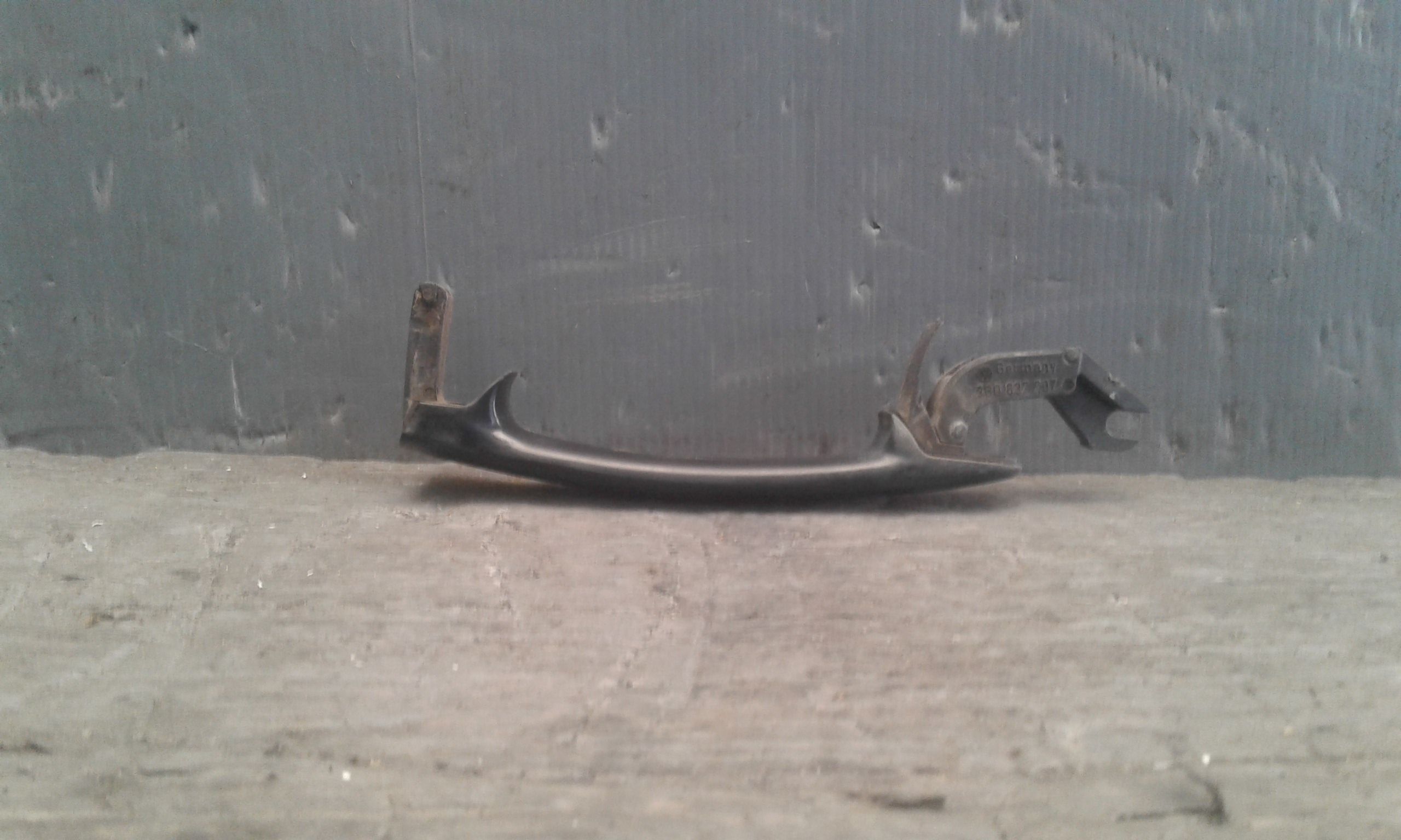 Maniglia Porta Ant. Sinistro 3B0837205G01C Usato