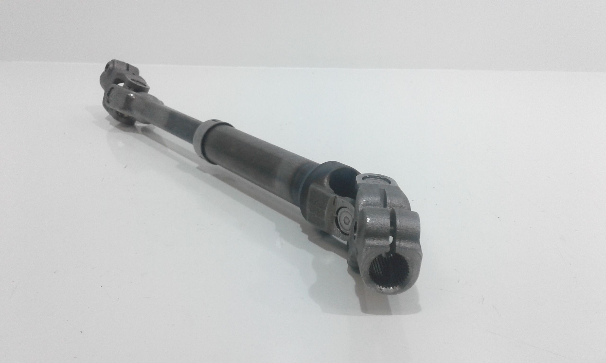 Albero Sterzo Inf. 45260F4010 Usato