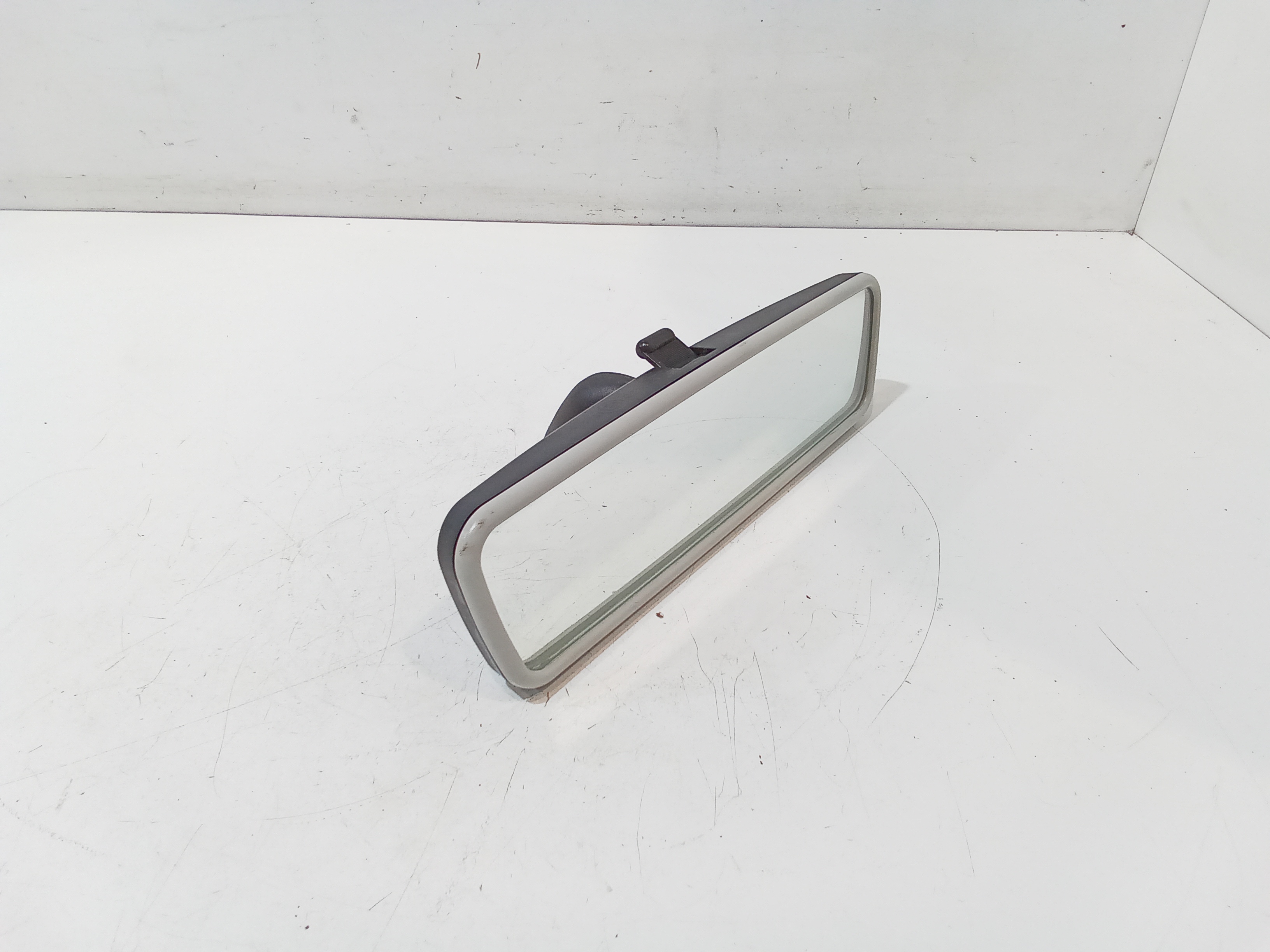 Retrovisore Interno 1K0857511ESMA Usato