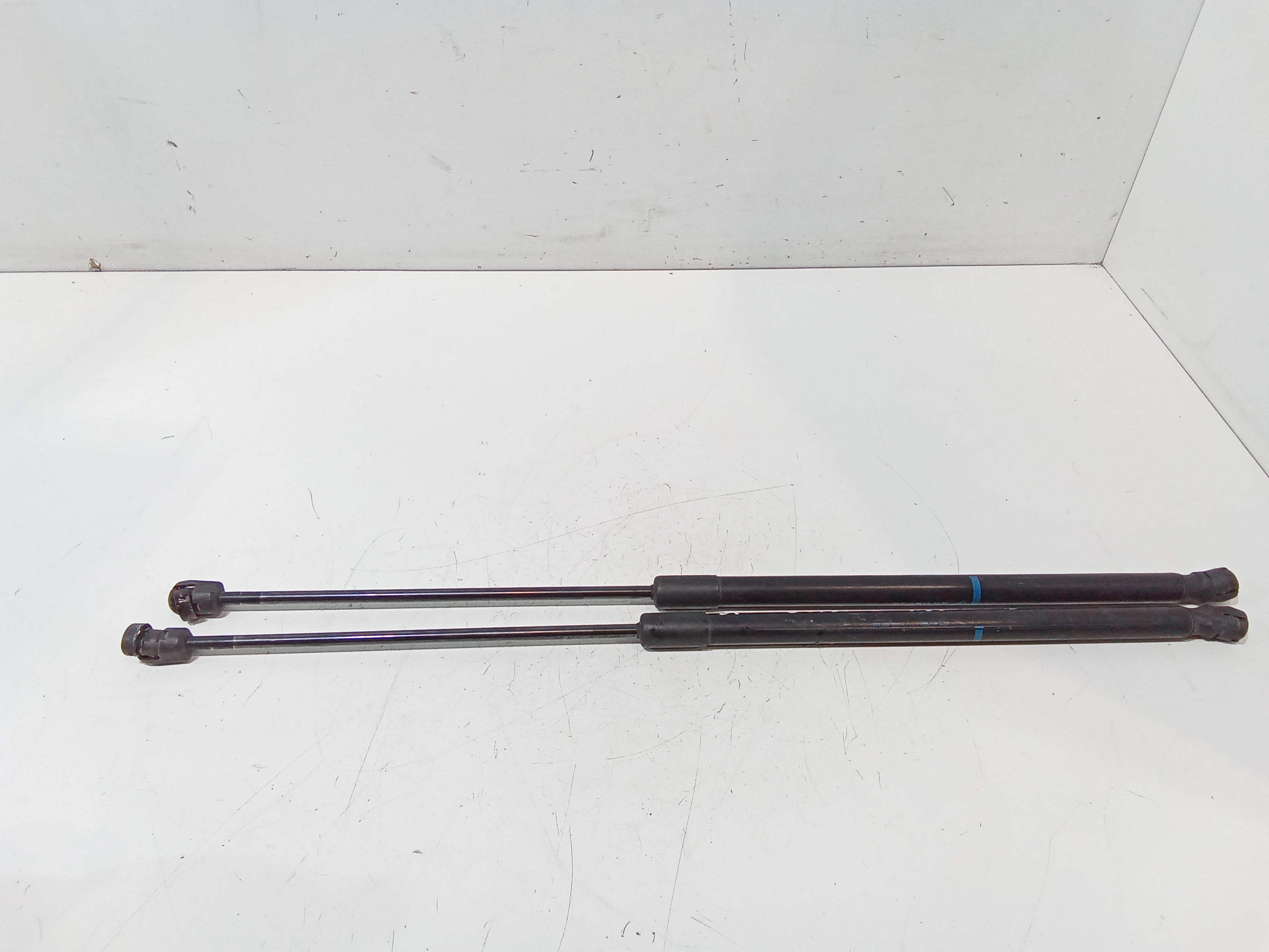 Cerniera Cofano Post. Destro Usato