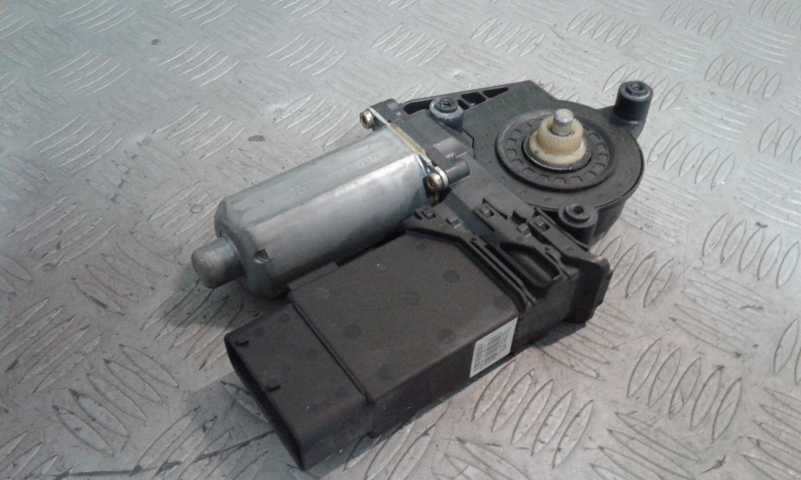 Motorino Alzacristallo Porta Ant. Destro Usato