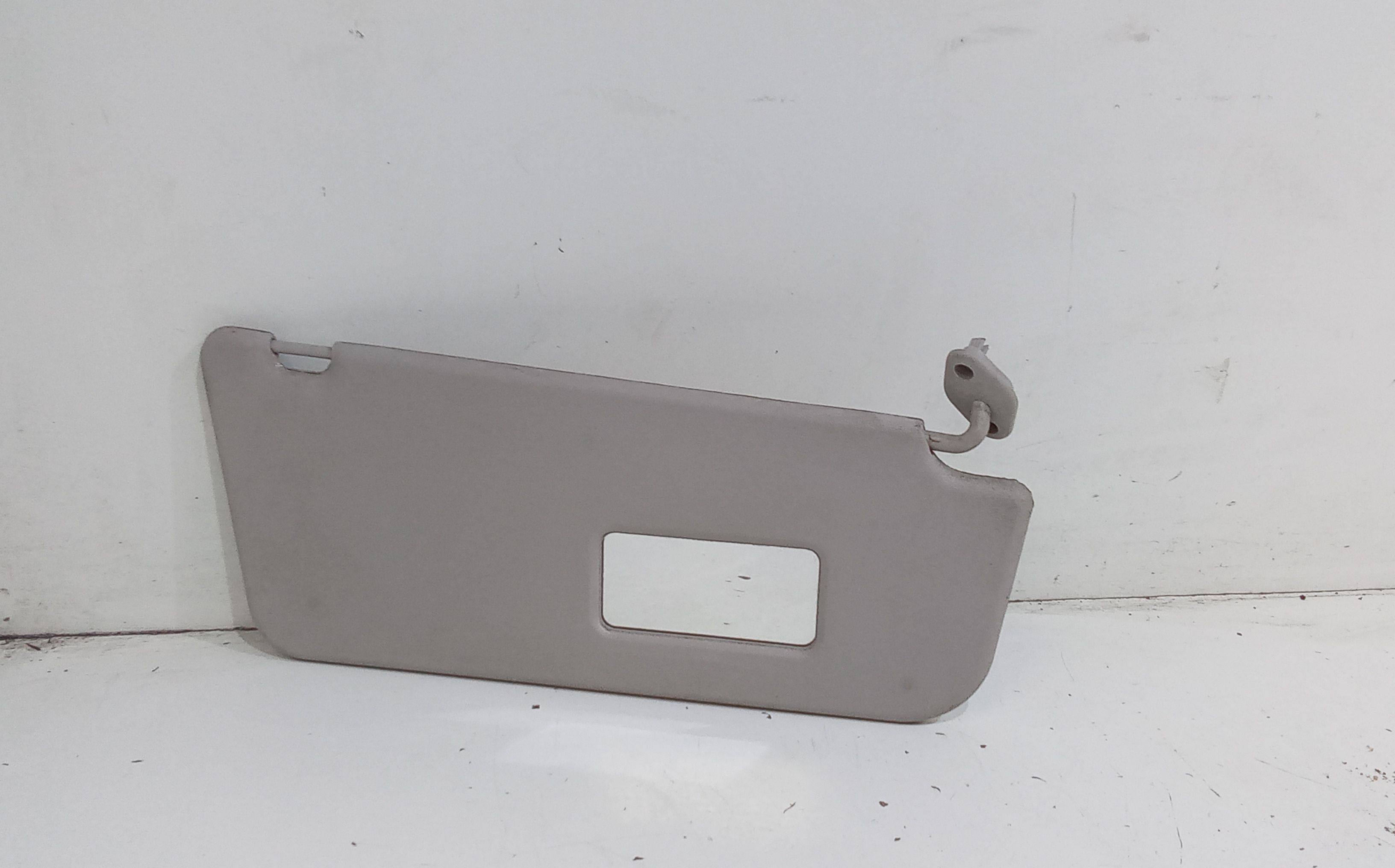 Aletta Parasole Parabrezza Destro Usato