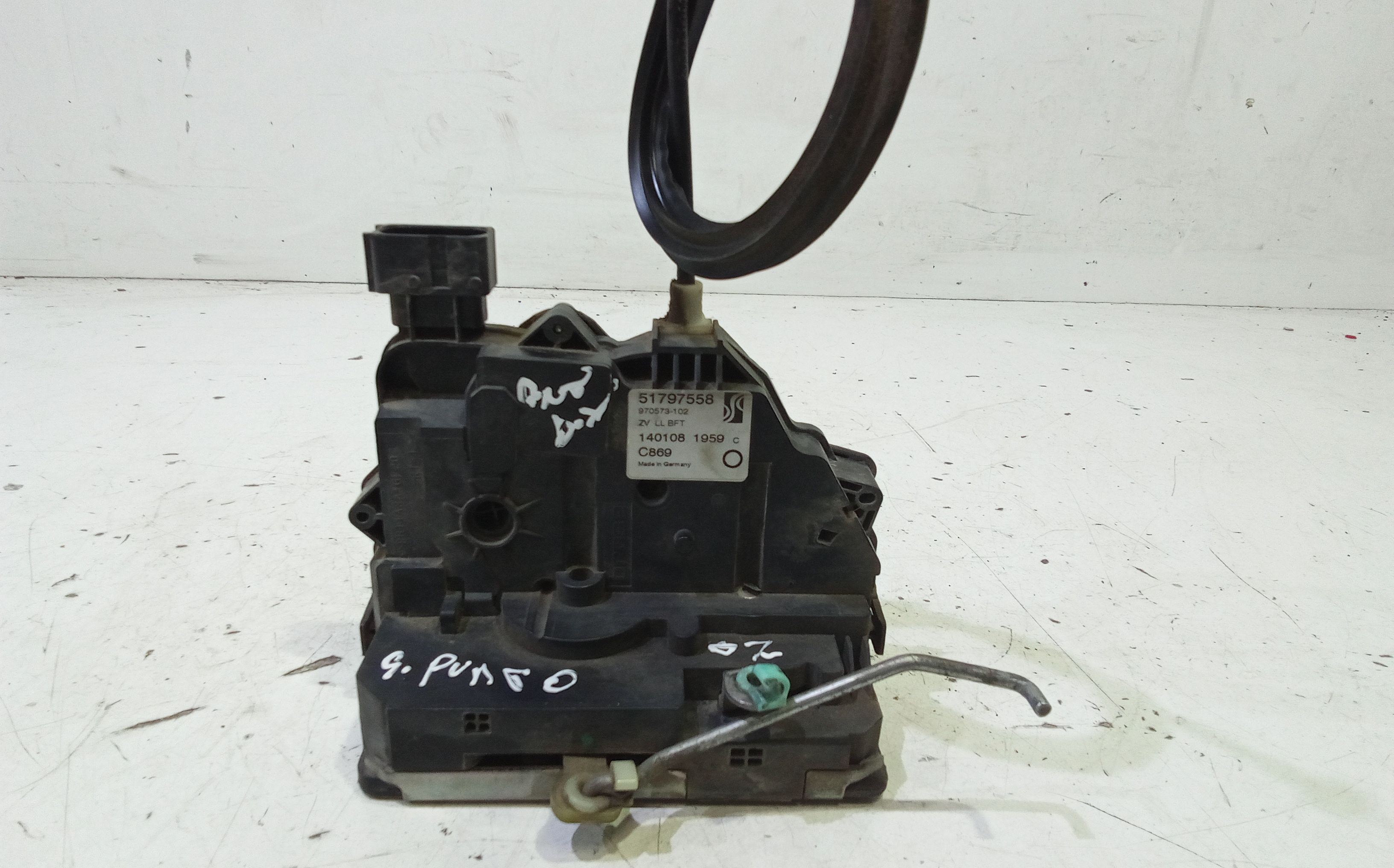 Serratura Porta Ant. Destro Usato