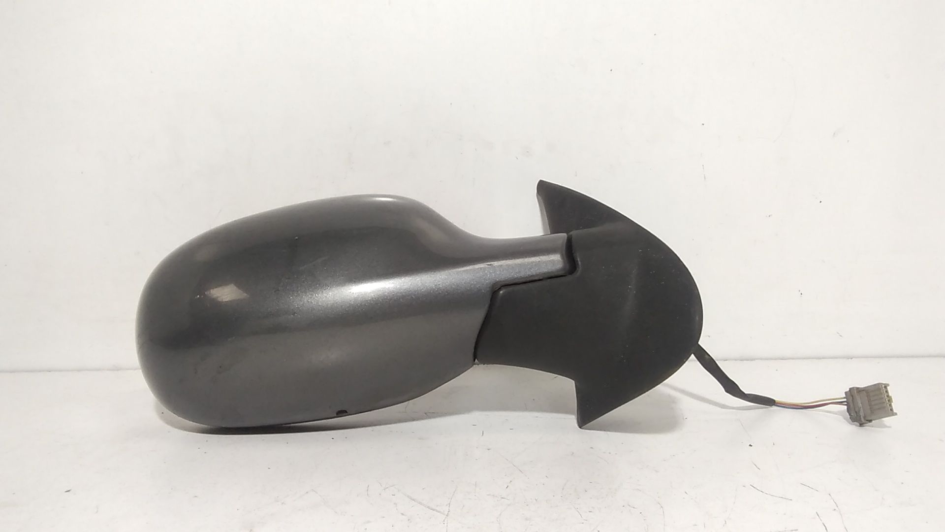 Retrovisore Est. Destro Usato