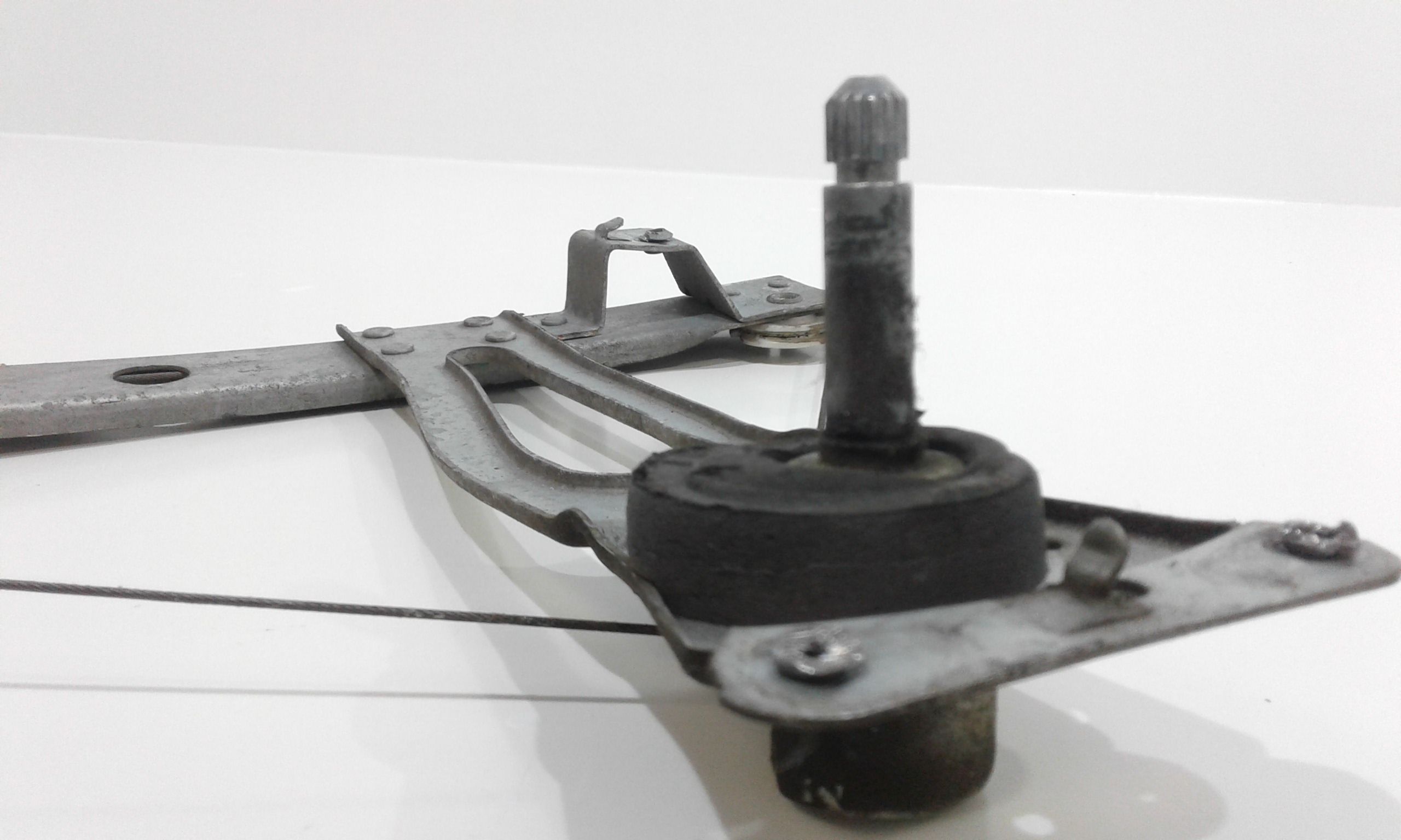 Alzacristallo Elettr. Porta Ant. Sinistro 9221AP Usato