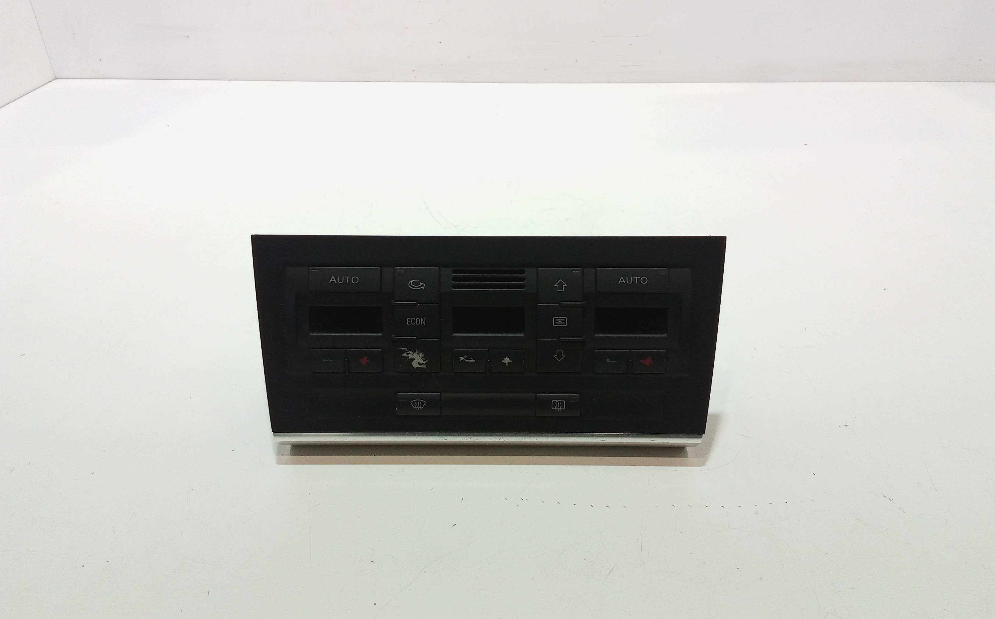 Blocco Comando Climatizzazione 8E0819045A Usato