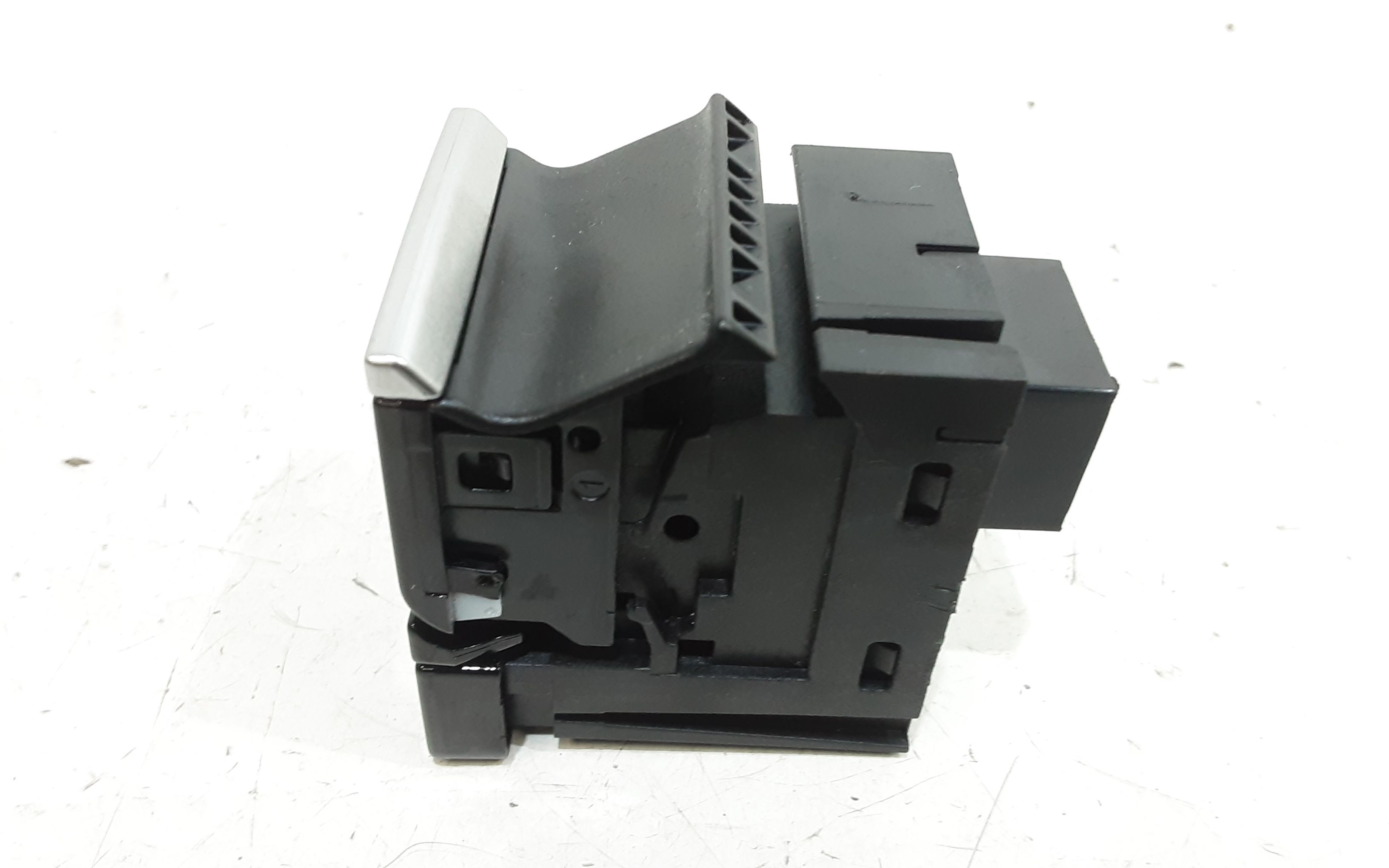 Interruttore Freno Stazionamento Elettromeccanico 5H0927225BUYM Usato