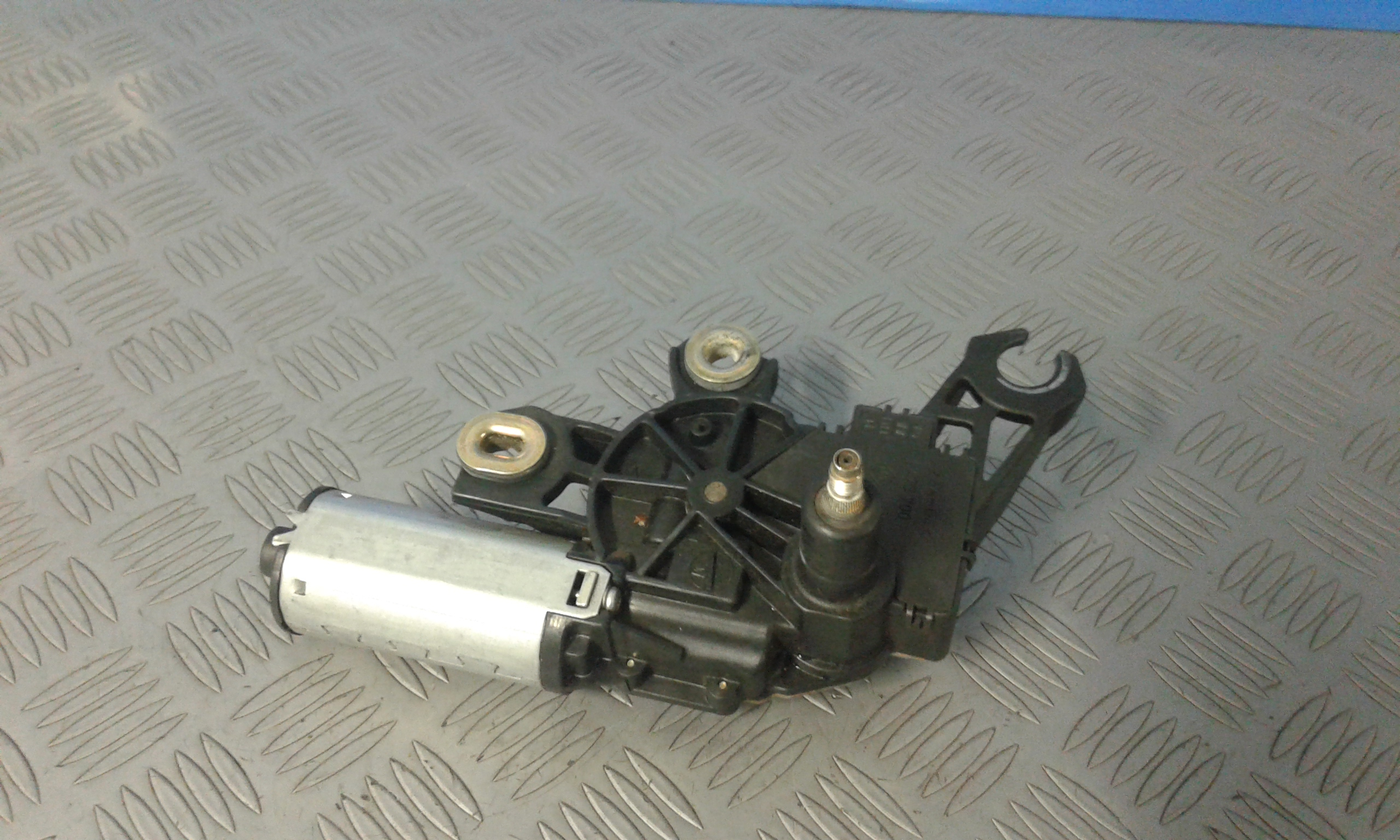 Motorino Tergilunotto 6N0955713B Usato