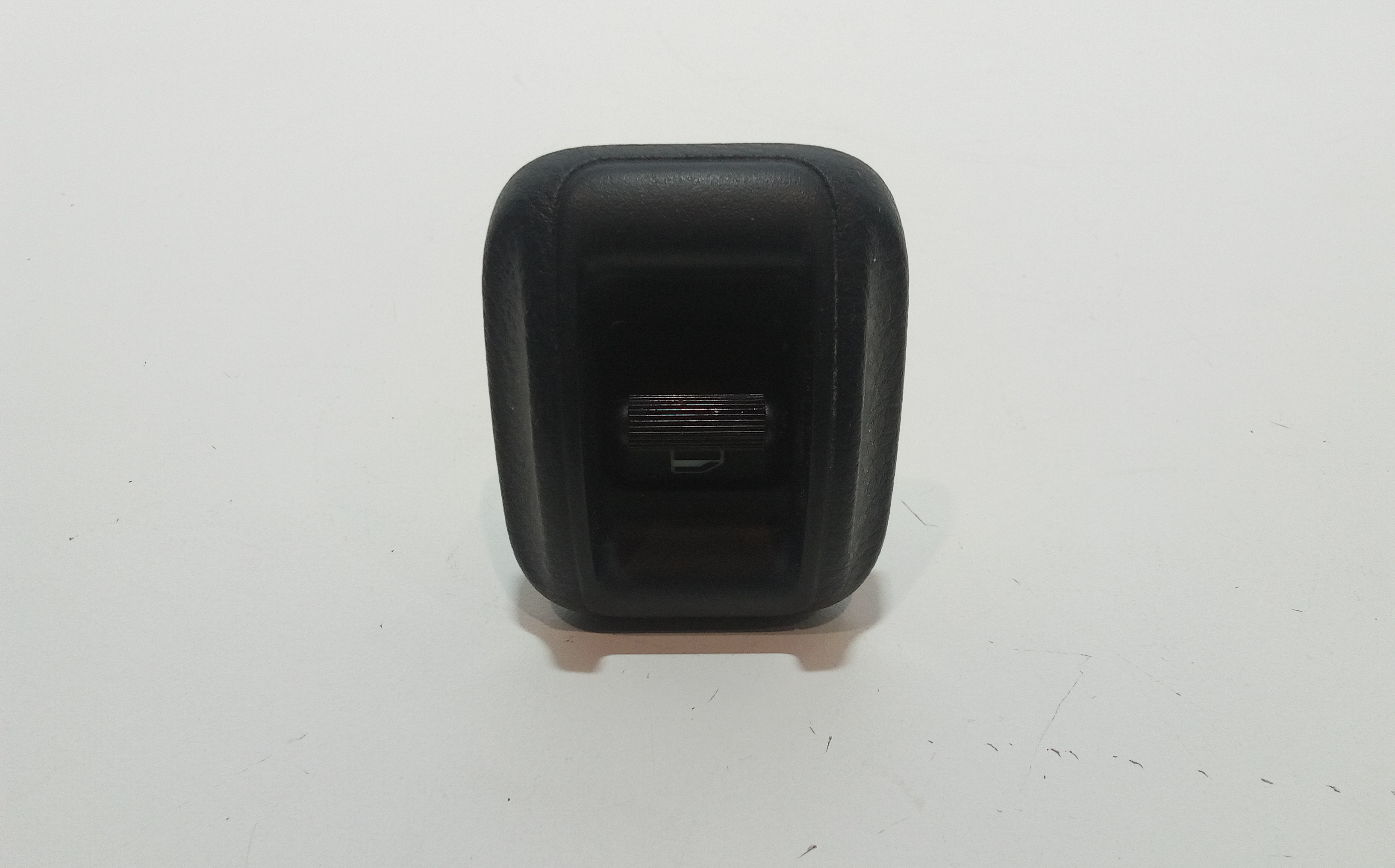 Interruttore Alzacristalli Porta Post. Sinistro 84810B2020S2 Usato