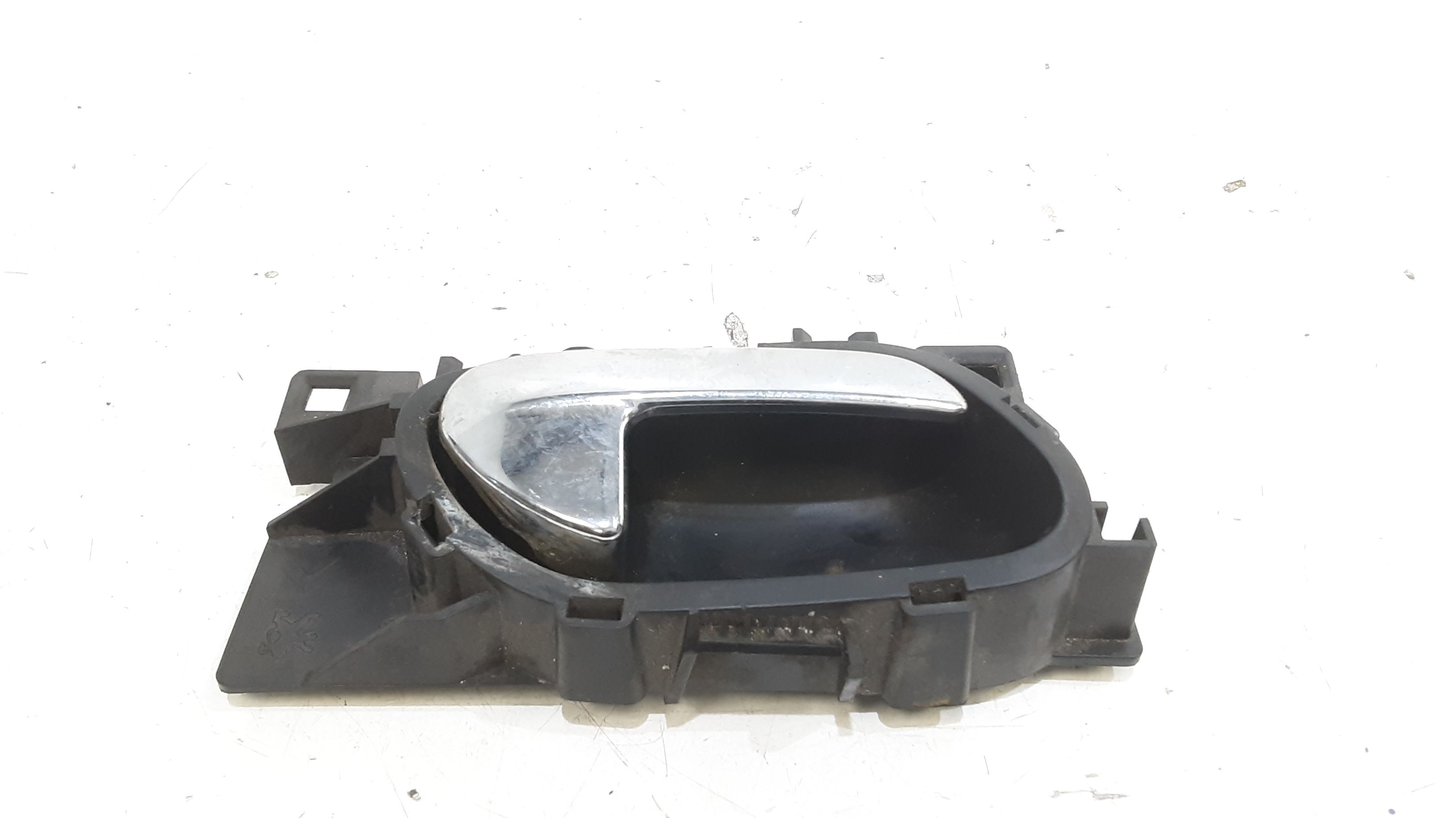 Maniglia Int. Apertura Porta Ant. Destro Usato