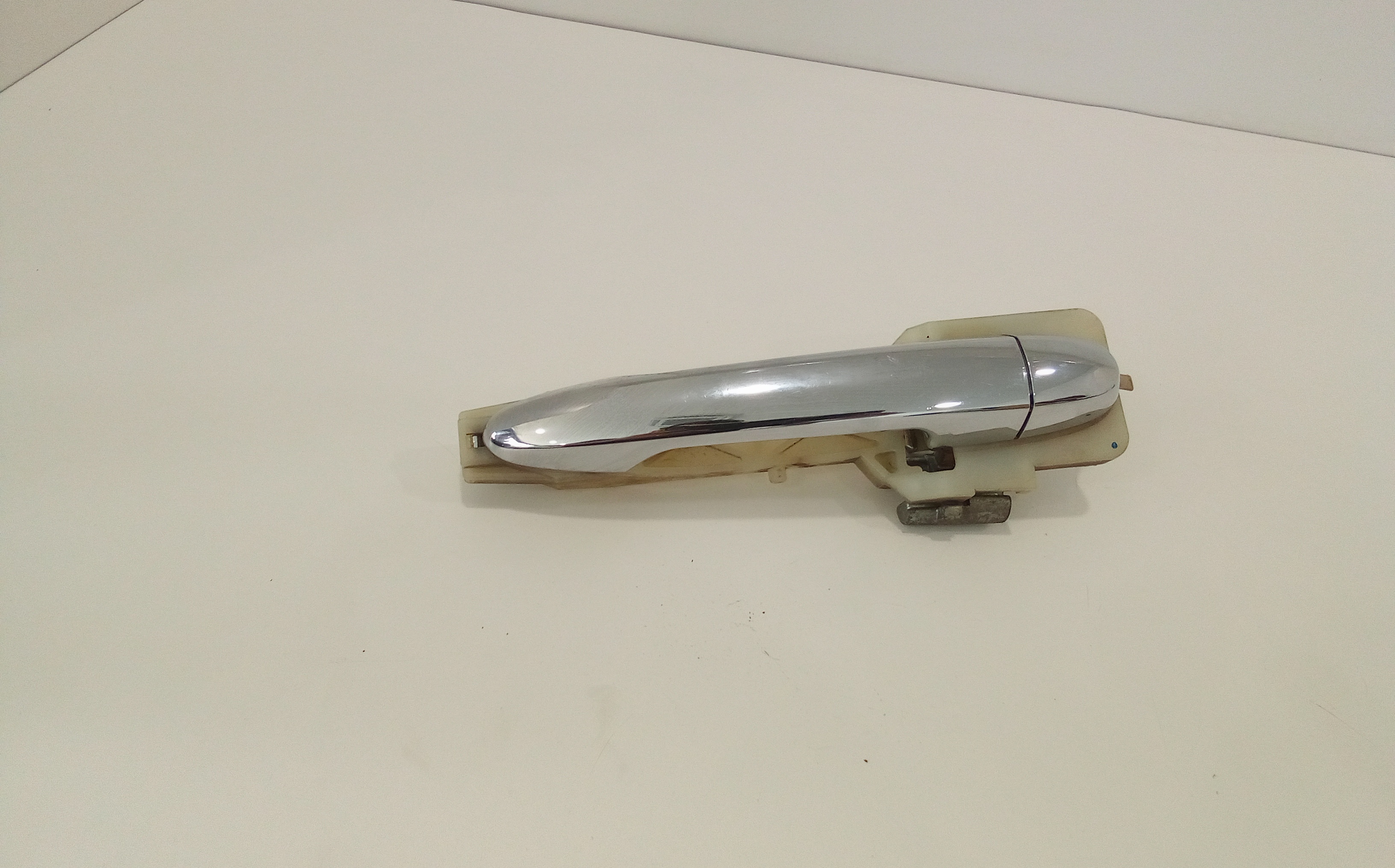 Maniglia Porta Ant. Destro 826501D000 Usato