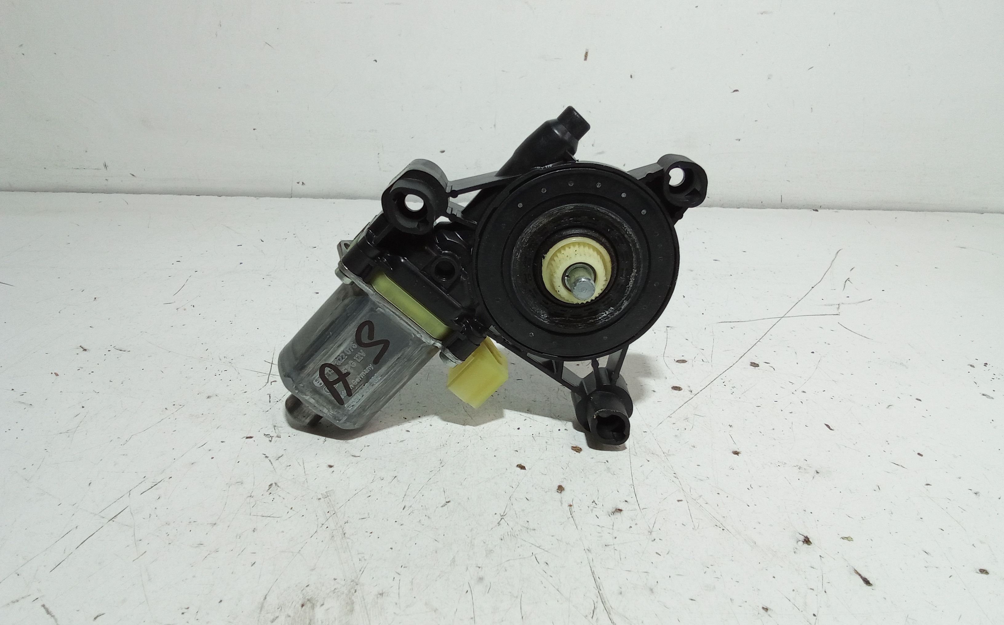 Motorino Alzacristallo Porta Ant. Sinistro 5Q0959802B Usato