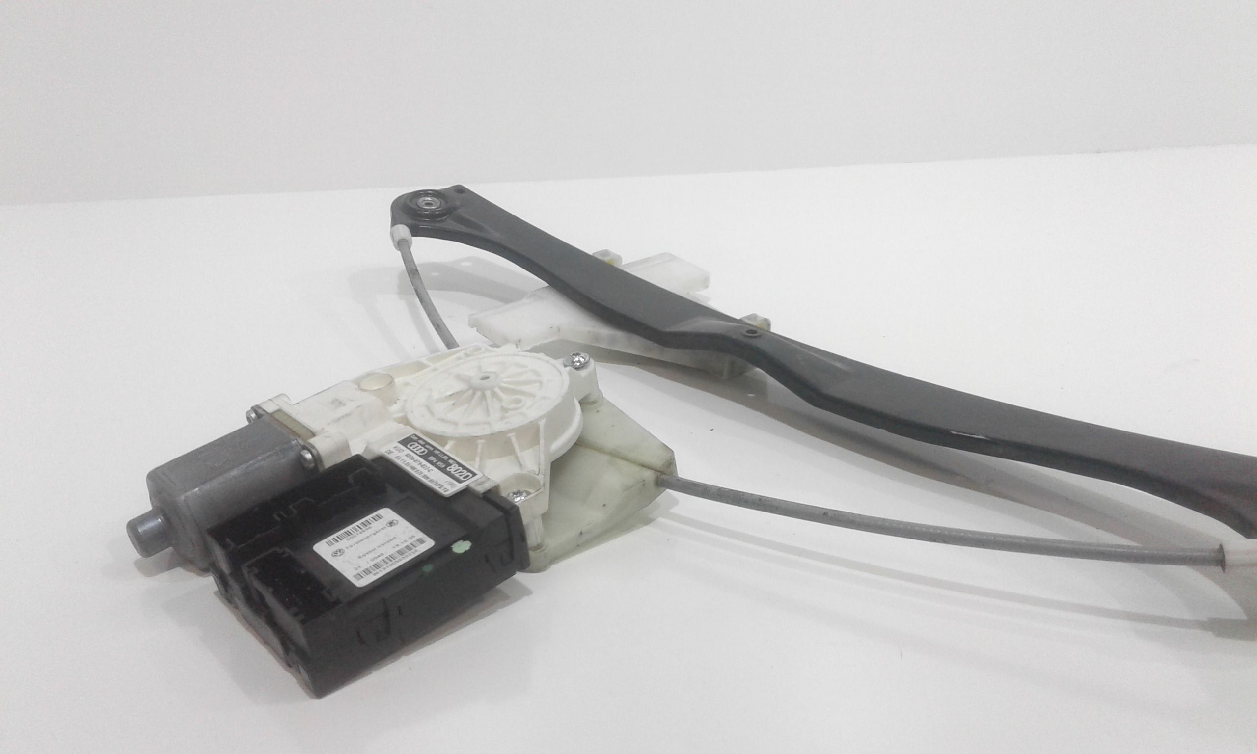 Alzacristallo Elettr. Porta Ant. Sinistro 8P4837461C Usato