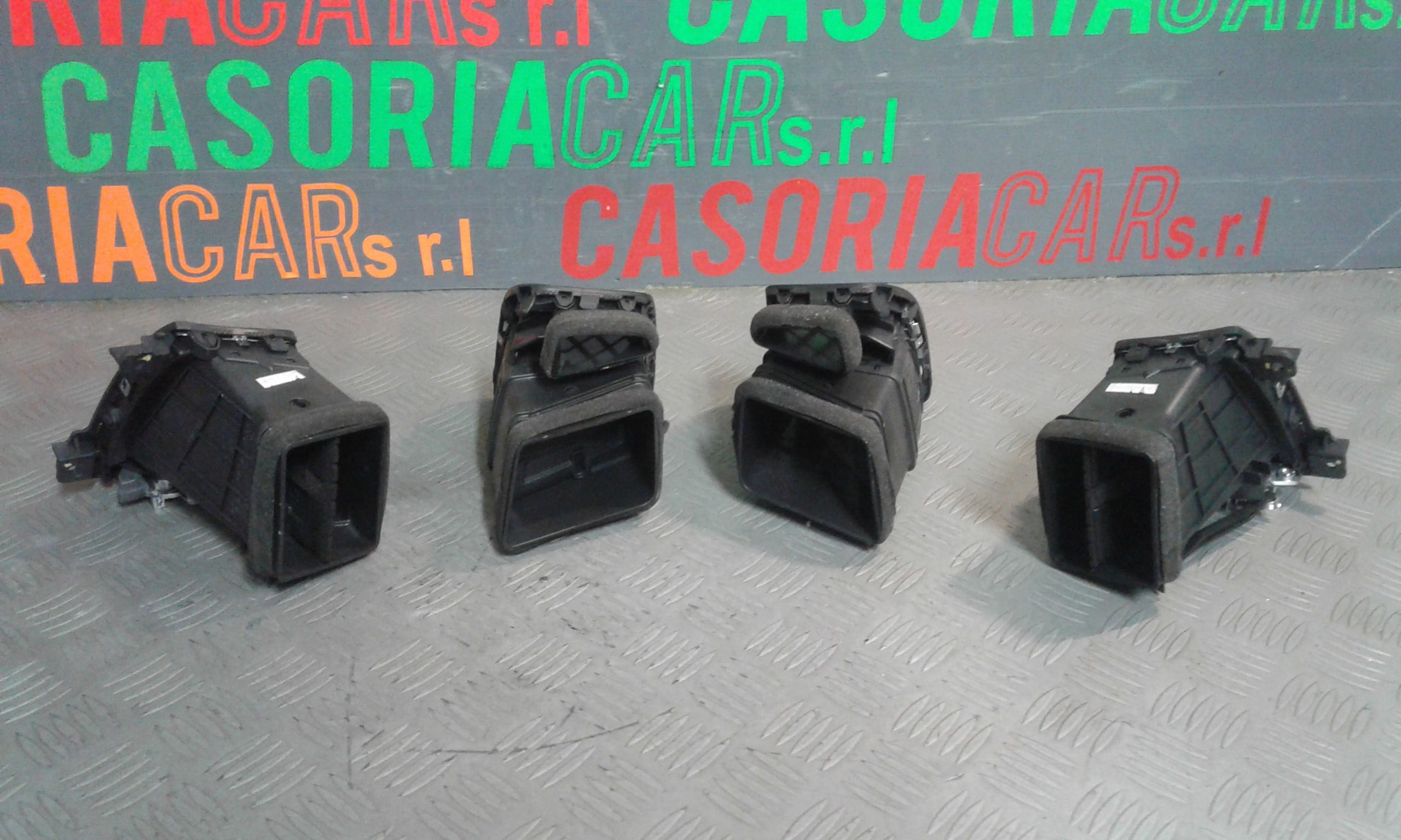 Condotto Aria Bocchette Centr. Sup. Cruscotto Usato