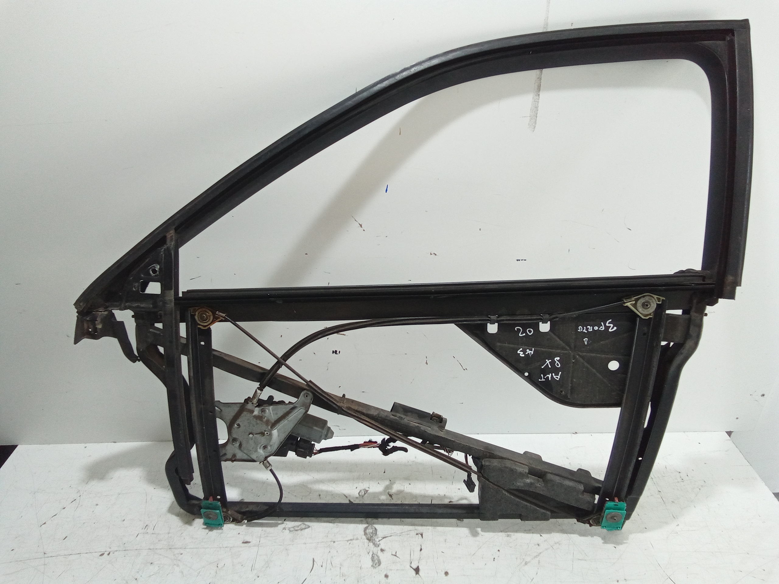 Porta Ant. Sinistro 8L4831051 Usato