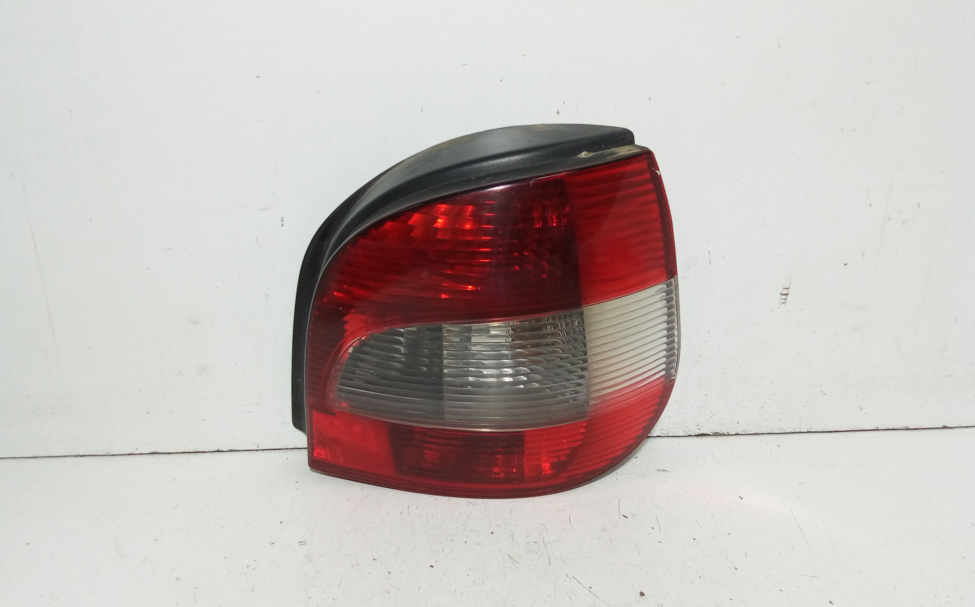 Fanale Post. Destro 7700428055 Usato