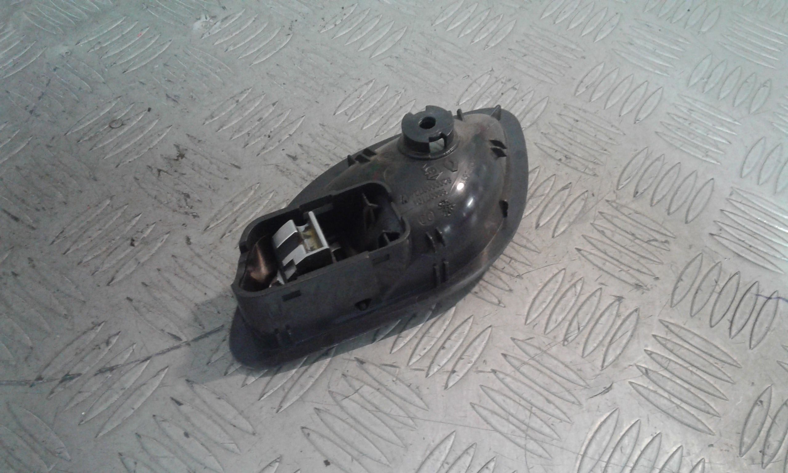 Maniglia Int. Apertura Porta Ant. Destro Usato